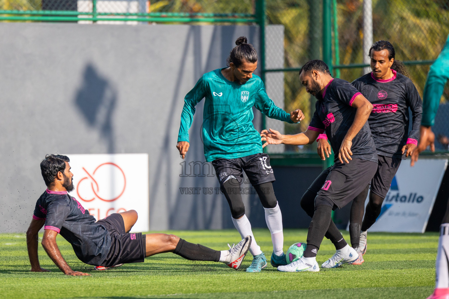 JJ Sports Club vs Green Lakers in Day 9 of BG Futsal Challenge 2024 was held on Wednesday, 20th March 2024, in Male', Maldives
Photos: Ismail Thoriq / images.mv