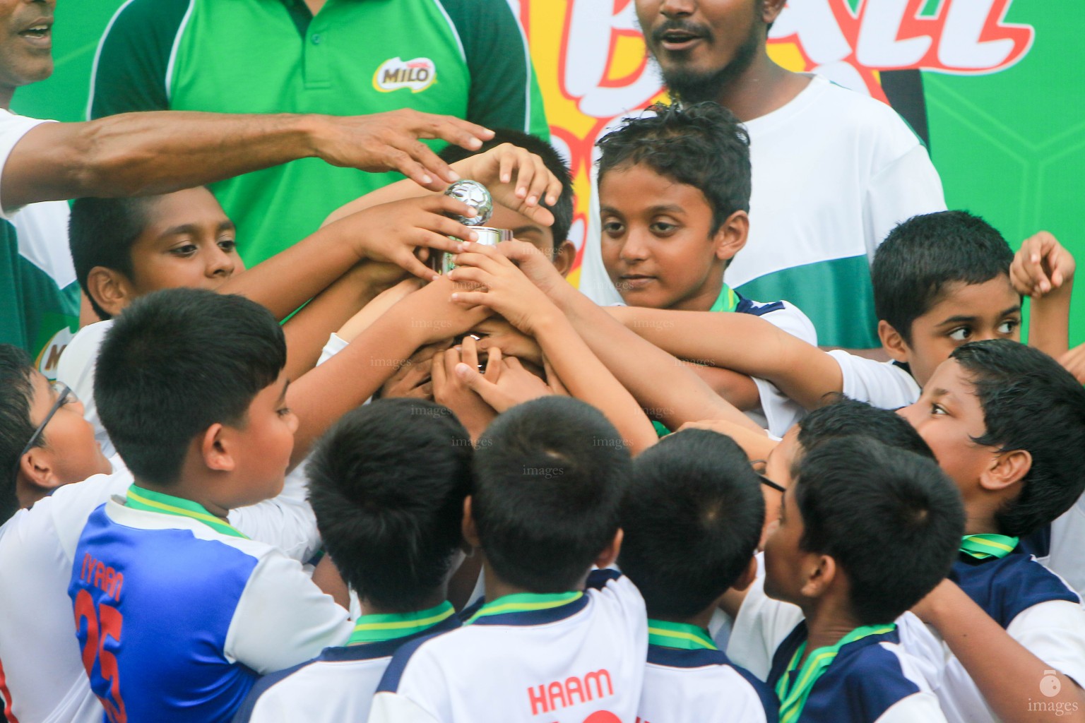 Finals  of Milo Kids Football Fiesta in Henveiru Grounds  in Male', Maldives, Saturday, April. 09, 2016. (Images.mv Photo/Abdulla Abeedh).