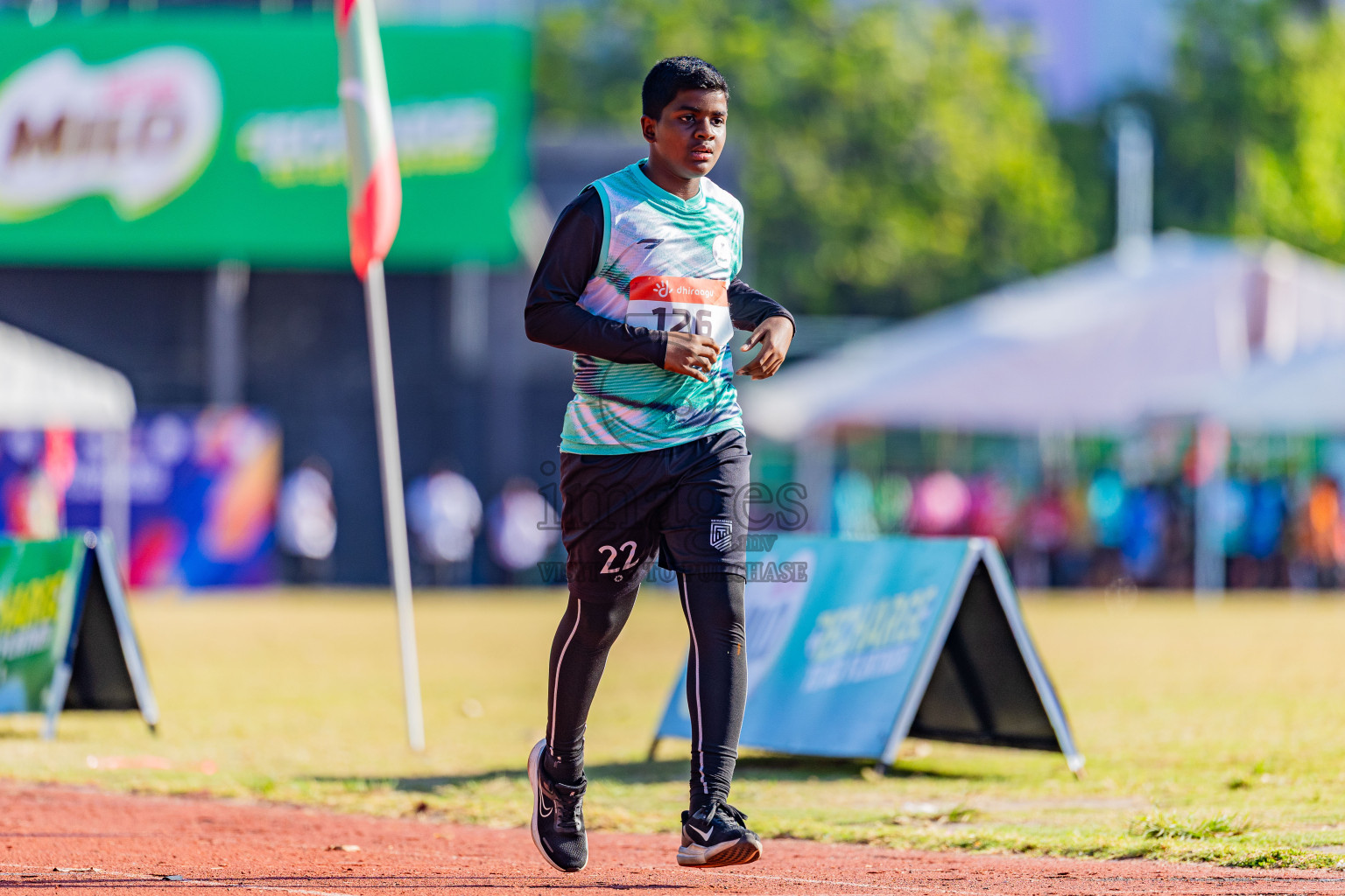 Day 1 of Inter-school Athletics Championship 2025 held in Ekuveni Synthetic Track, Male', Maldives on Monday, 06th October 2025. Photos by: Areef Adam  / Images.mv