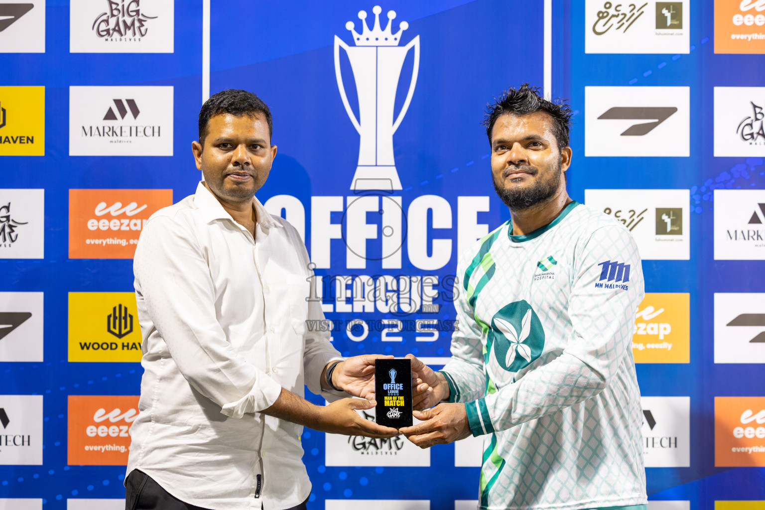 Dharumavantha vs The Hawks in Day 5 of Office League 2025 was held on Sunday, 20th April 2025 in Hulhumale', Maldives.
Photos: Ismail Thoriq / images.mv
