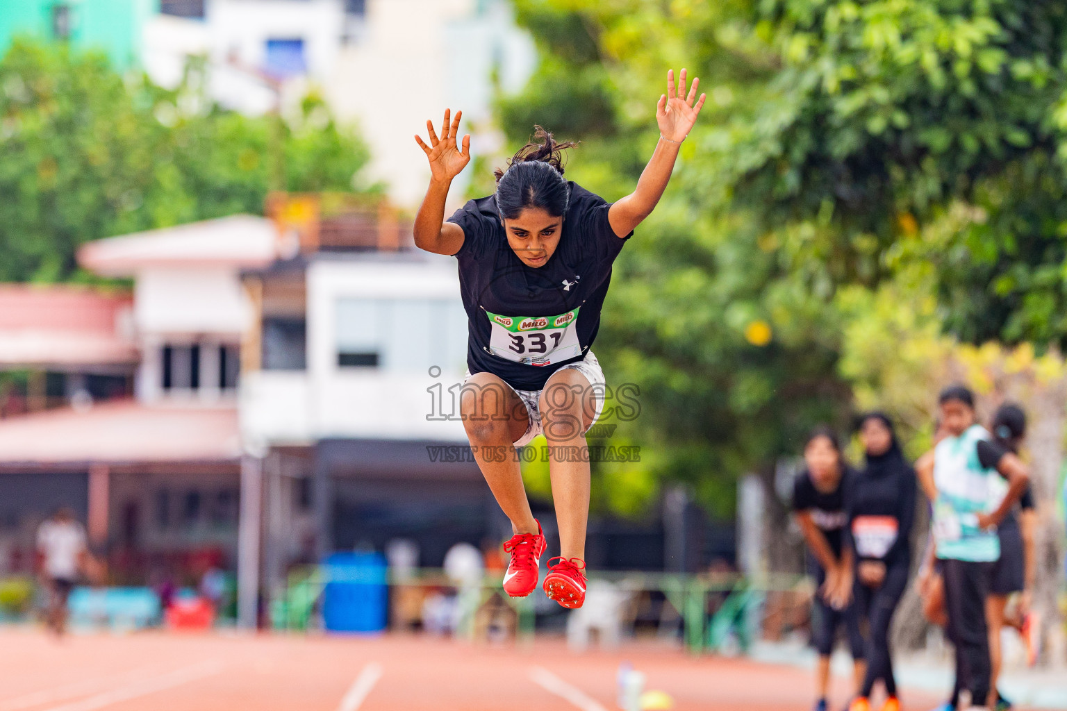Day 4 of Inter-school Athletics Championship 2025 held in Ekuveni Synthetic Track, Male', Maldives on Thursday, 09th October 2025. Photos by: Areef Adam / Images.mv