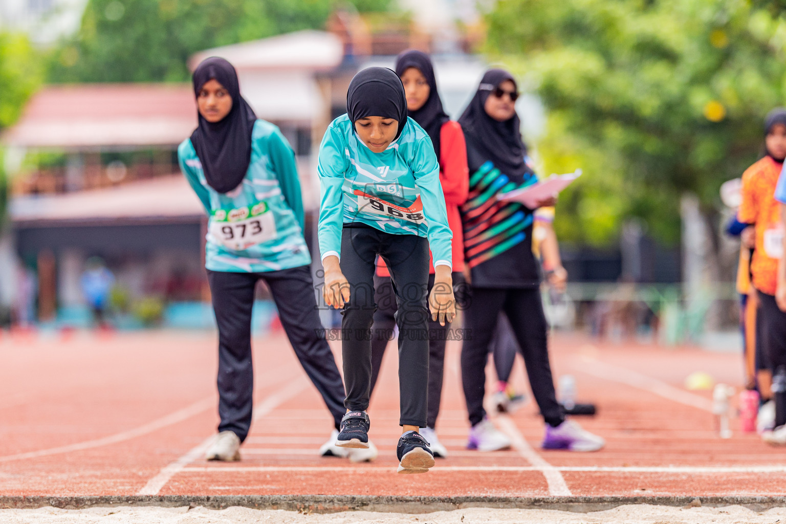 Day 4 of Inter-school Athletics Championship 2025 held in Ekuveni Synthetic Track, Male', Maldives on Thursday, 09th October 2025. Photos by: Areef Adam / Images.mv