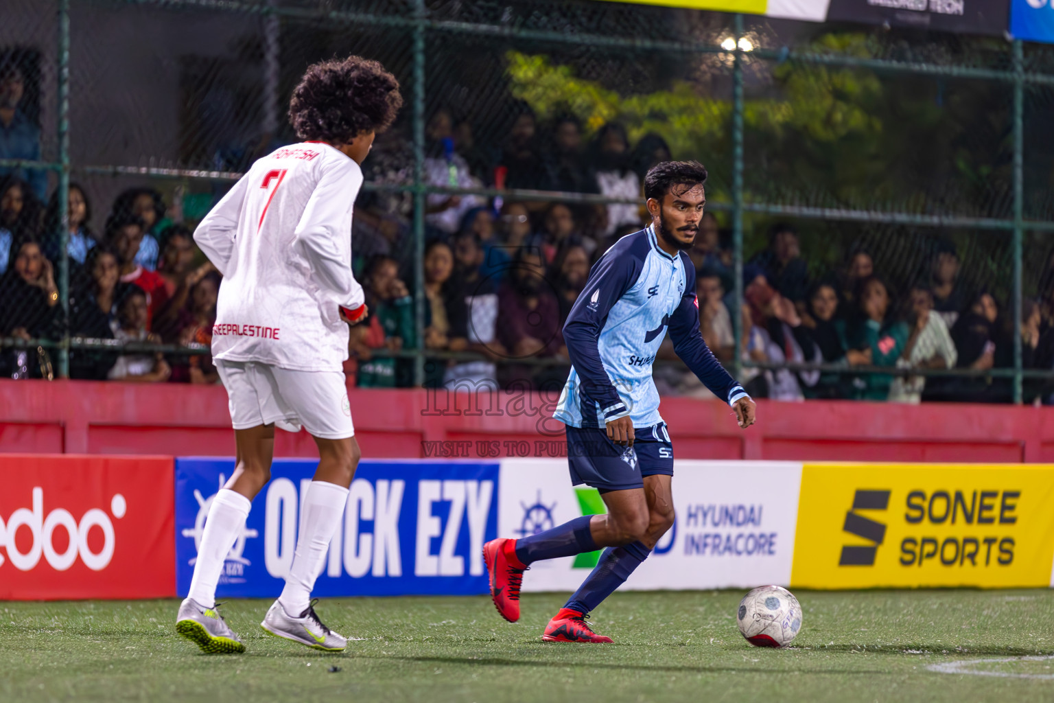 Th Gaadhiffushi vs Th Kinbidhoo in Day 15 of Golden Futsal Challenge 2024 was held on Monday, 29th January 2024, in Hulhumale', Maldives
Photos: Ismail Thoriq / images.mv