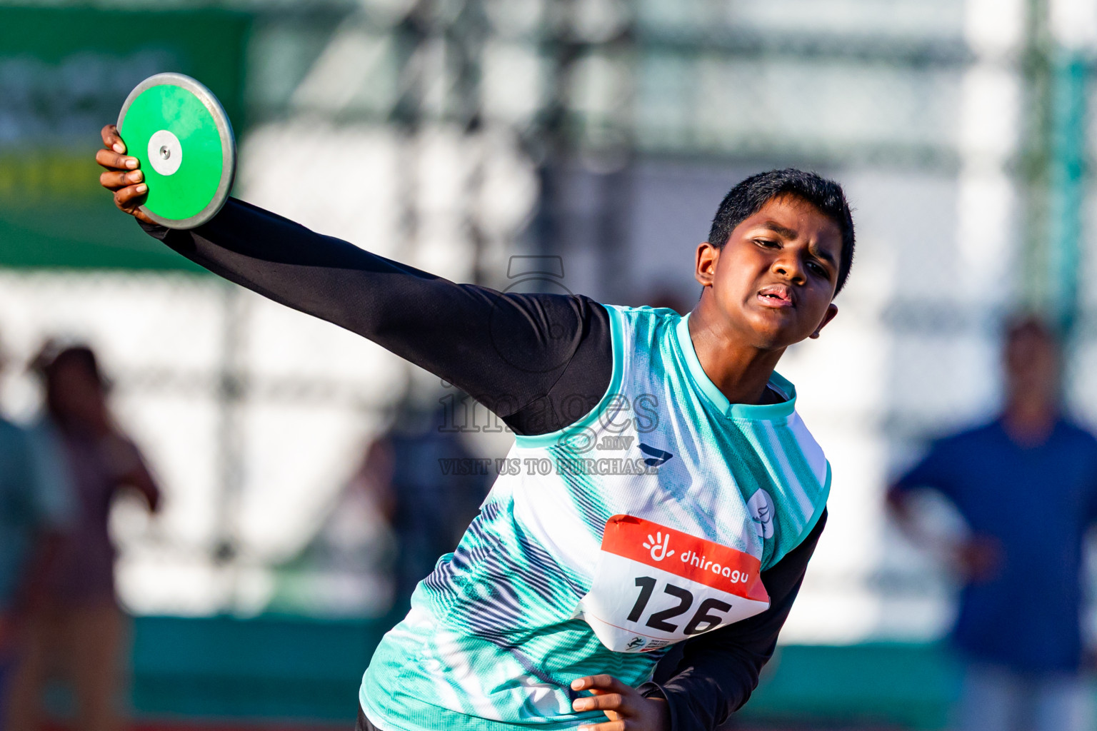 Day 4 of Inter-school Athletics Championship 2025 held in Ekuveni Synthetic Track, Male', Maldives on Thursday, 09th October 2025. Photos by: Nausham Waheed / Images.mv