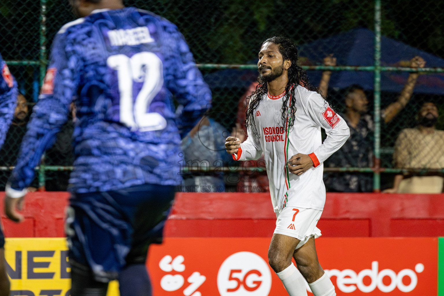 L. Isdhoo VS L. Mundoo in Day 18 of Golden Futsal Challenge 2025 was held on Wednesday, 22nd January 2025, in Hulhumale', Maldives. Photos: Nausham Waheed / images.mv