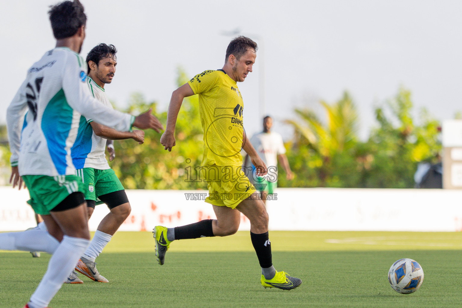 Semi Finals Match 02 Huss Songun FT VS Velaa Sports Club in Day 8 of Eydhafushi Cup 2025 held in Eydhafushi Football Stadium at B. Eydhafushi, Maldives on Saturday, 13th September 2025. Photos: Arif Rasheed / images.mv