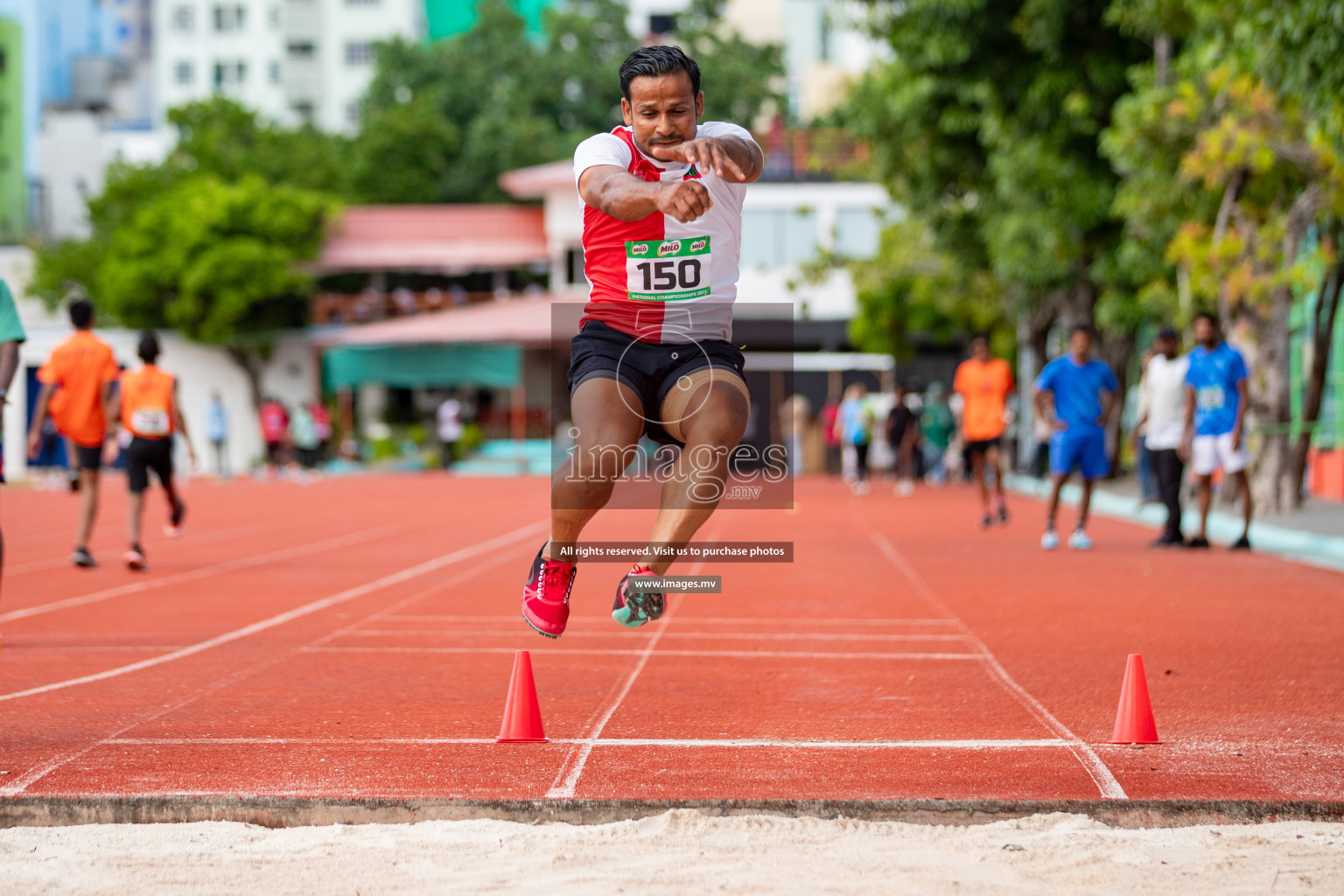 Day 2 of National Athletics Championship 2023 was held in Ekuveni Track at Male', Maldives on Friday, 24th November 2023. Photos: Hassan Simah / images.mv