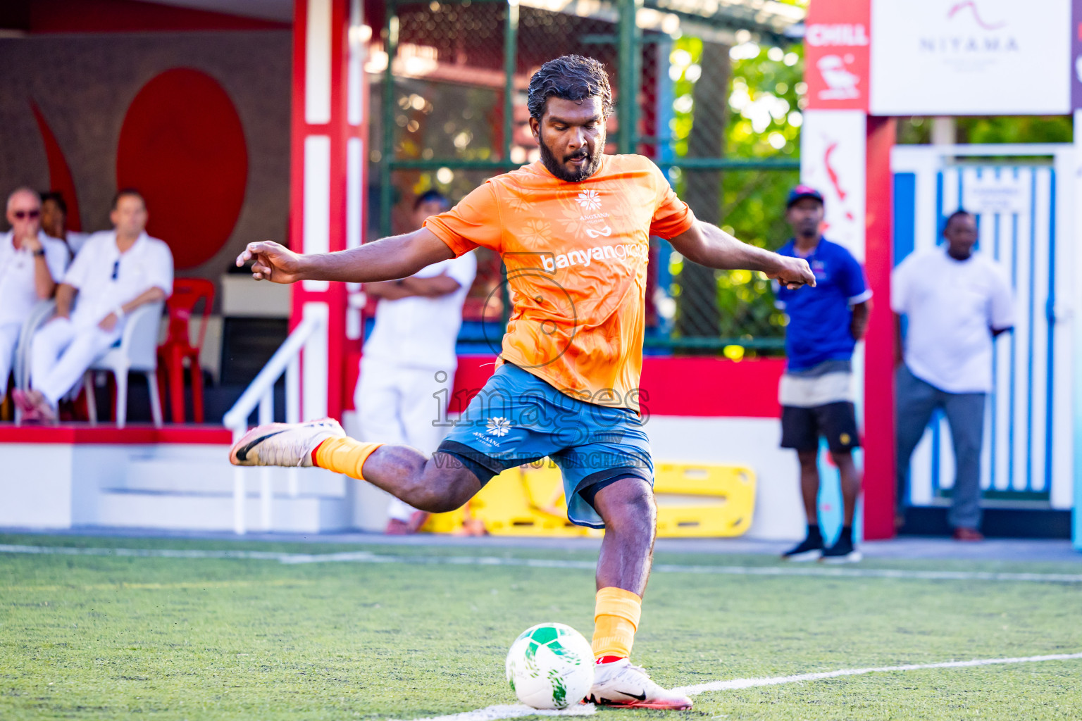 Niyama vs Velavaru in Day 7 of Resort League 2025 (Dhaalu Zone) was held on Thursday, 22nd May 2025 in Niyama Private island, Dhaalu Atoll, Maldives. Photos: Nausham Waheed / images.mv