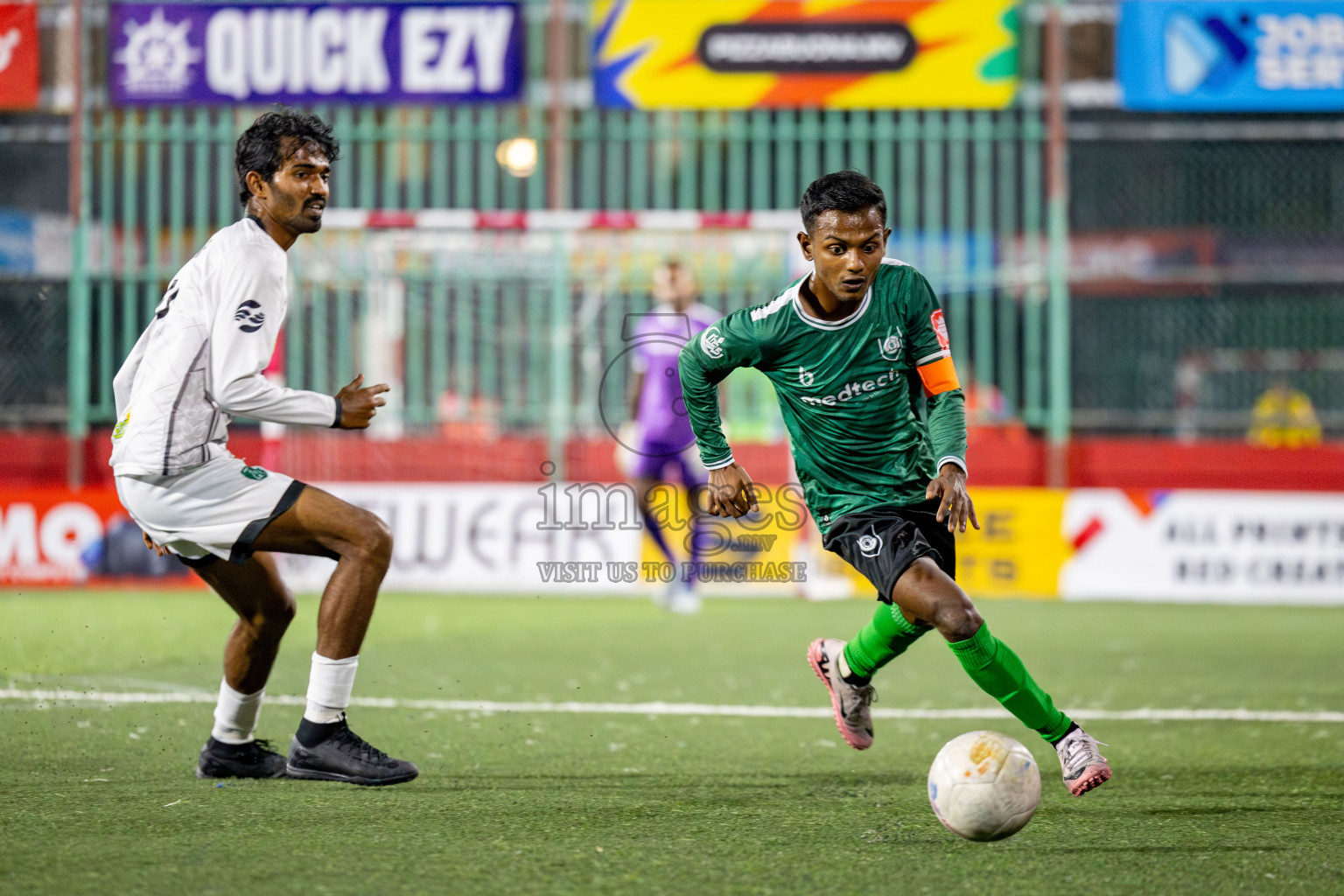 R. Dhuvaafaru VS N. Miladhoo in zone round on Day 32 of Golden Futsal Challenge 2025 was held on Wednesday , 5th February 2025, in Hulhumale', Maldives. 
Photos: Hassan Simah / images.mv