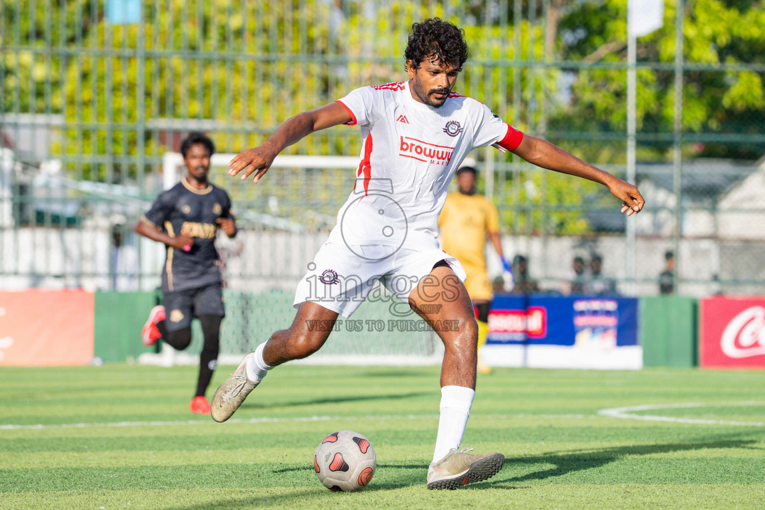 Outreef SC VS Lecrose SC in Day 3 - Fonadhoo Youth Futsal Challenge 2025 held in Fonadhoo Futsal Stadium, L. Fonadhoo, Maldives on Tuesday, 28th October 2025 Photos: Arif Rasheed / images.mv