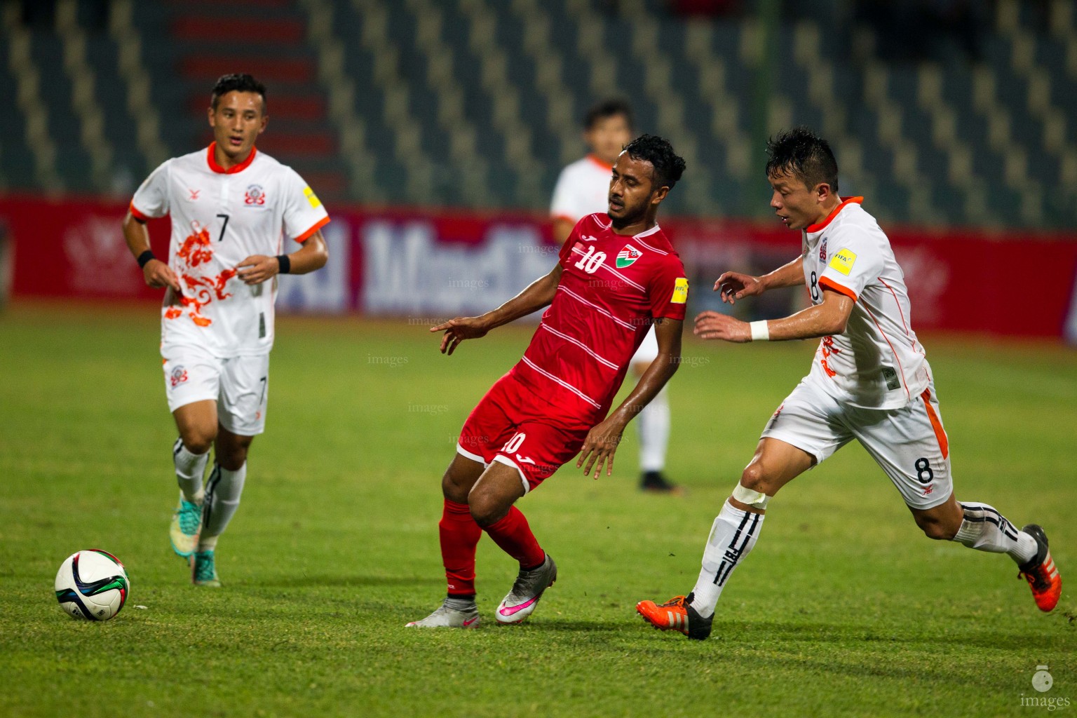 World Cup Qualification match between Maldives and Bhutan in Galolhu Grounds in Male', Maldives, Tuesday, March. 29, 2016. (Images.mv Photo/ Hussain Sinan).