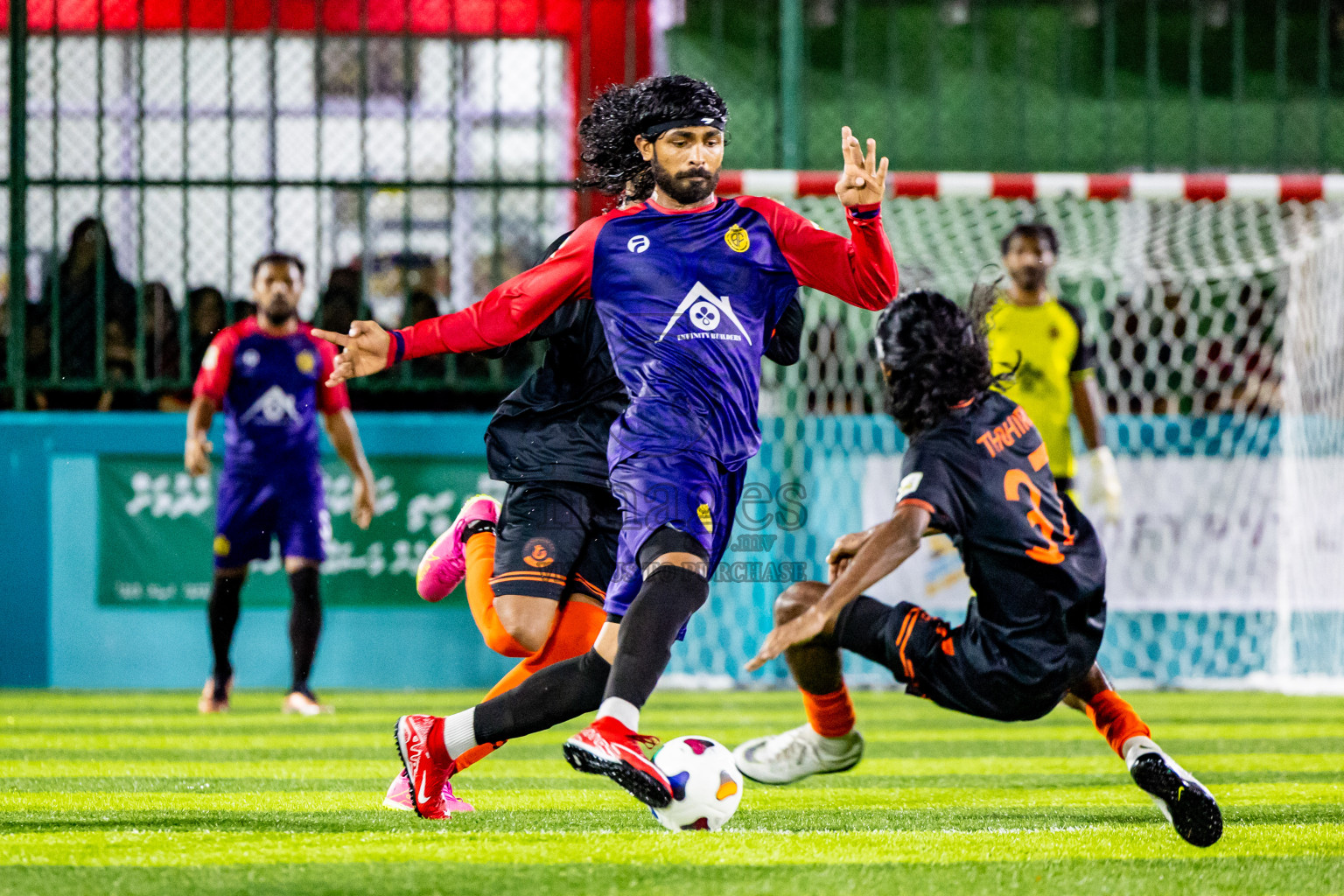 Dee Ess Kay vs Fools SC in Day 3 of Laamehi Dhiggaru Ekuveri Futsal Challenge 2024 was held on Sunday, 28th July 2024, at Dhiggaru Futsal Ground, Dhiggaru, Maldives Photos: Nausham Waheed / images.mv