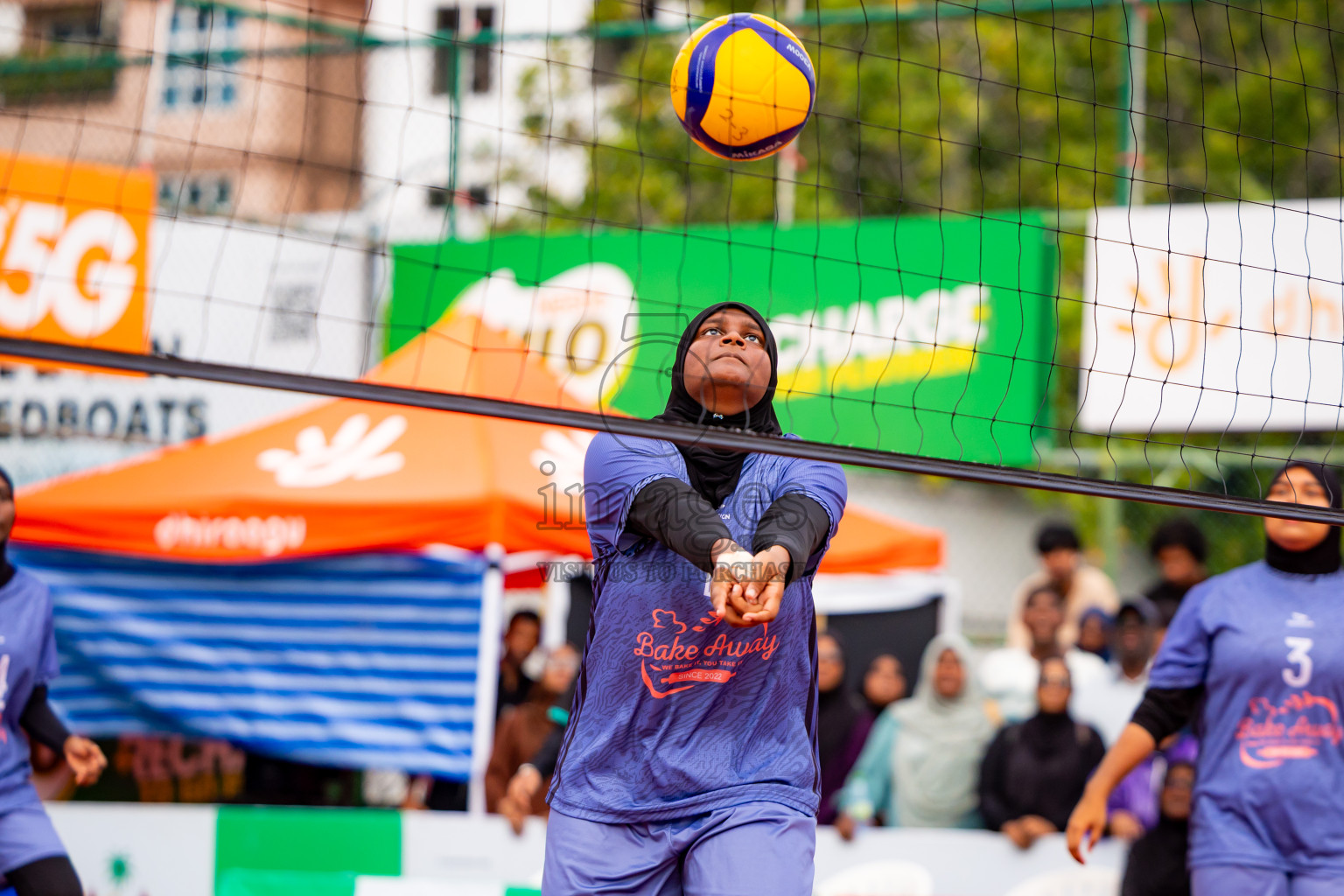 Villingili Z Jamiyya vs Club Volleyball in the Finals of Milo National Junior Volleyball Championship 2025 Woman's Division was held on Sunday, 30th November 2025 at Ekuveni Turf Court Male', Maldives. Photos: Nausham Waheed / images.mv