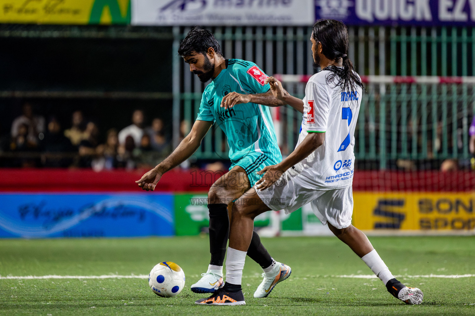 S Feydhoo vs S Hithadhoo in Seenu Atoll Final in Day 24 of Golden Futsal Challenge 2025 was held on Tuesday , 28th January 2025, in Hulhumale', Maldives. Photos: Nausham Waheed / images.mv