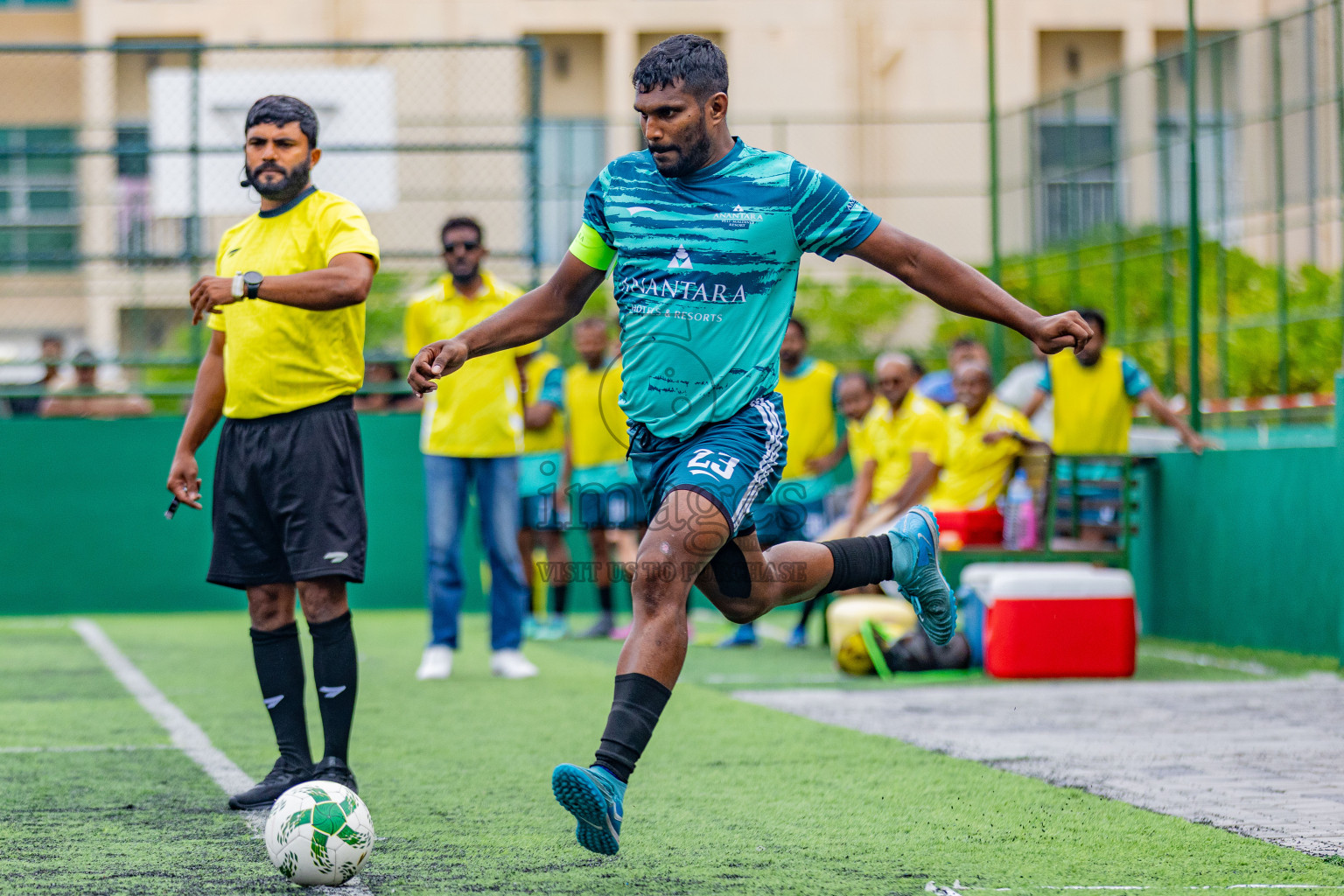 Waldord Astoria vs Anantara in Resort League 2025 (South Male Zone) day 12 was held on Monday, 13th October 2025 in Crossroads's Maldives, Photos: Areef Adam / images.mv
