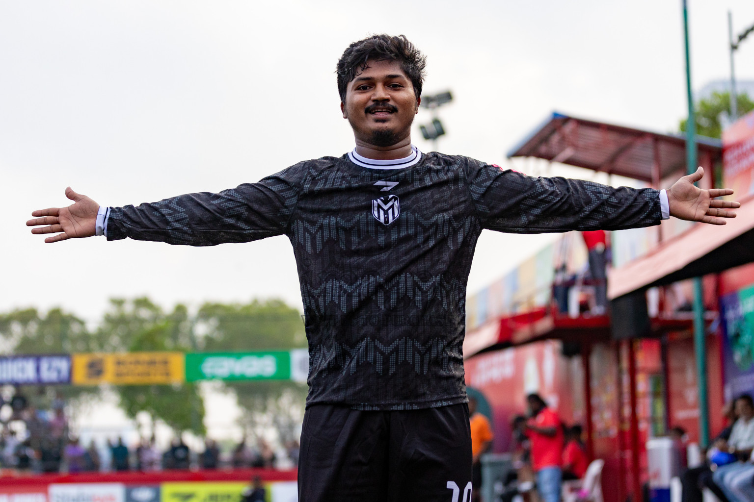 Dh Bandidhoo vs Dh. Maaenboodhoo in Day 13 of Golden Futsal Challenge 2025 was held on Friday, 17th January 2025, in Hulhumale', Maldives Photos: Hassan Simah / images.mv