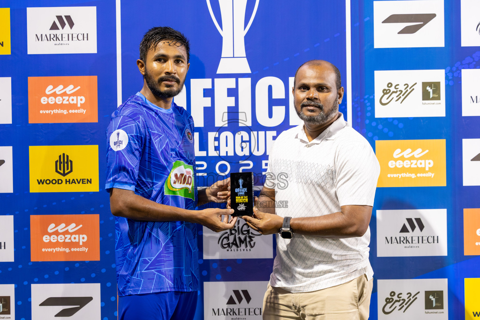 Police Club vs Club Male' City in Day 5 of Office League 2025 was held on Sunday, 20th April 2025 in Hulhumale', Maldives.
Photos: Ismail Thoriq / images.mv