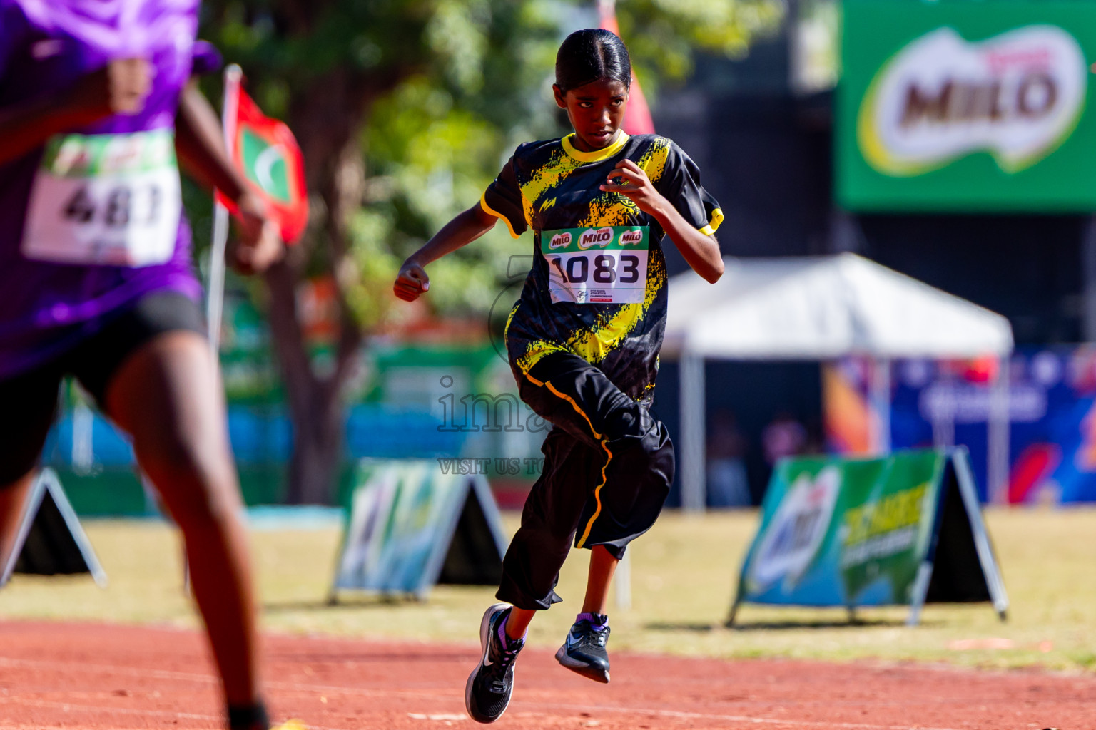 Day 1 of Inter-school Athletics Championship 2025 held in Ekuveni Synthetic Track, Male', Maldives on Monday, 06th October 2025. Photos by: Nausham Waheed / Images.mv