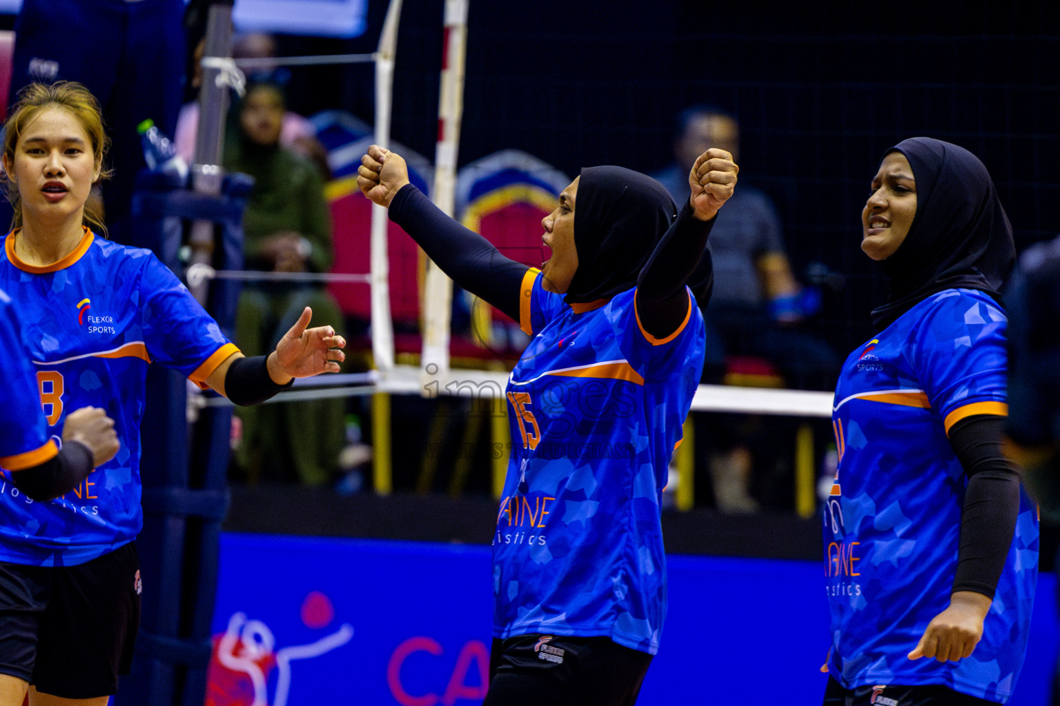 Huraa Community Club vs Flexor Sports Club in Semi Finals of Women's Division of VAM Cup 2025 held in Male', Maldives on Tuesday, 15th April 2025 at Social Center Indoor Hall Photos By: Nausham Waheed / images.mv