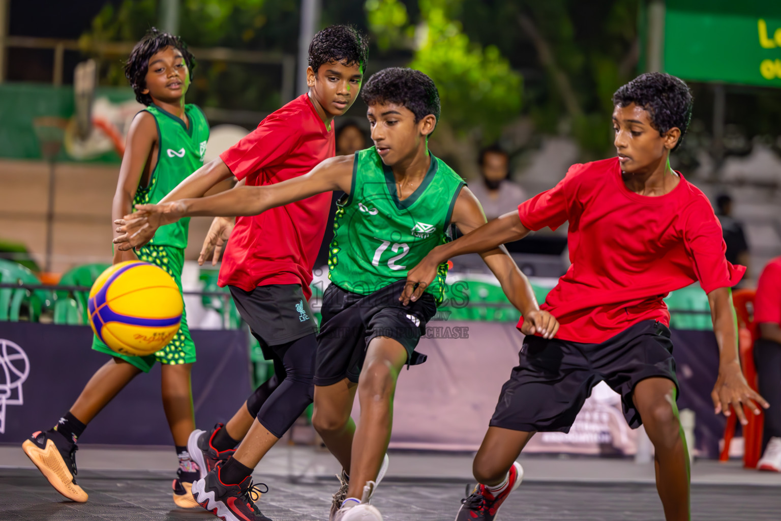 Day 3 of MILO Ramadan 3x3 Challenge 2024 was held in Ekuveni Outdoor Basketball Court at Male', Maldives on Thursday, 14th March 2024.
Photos: Ismail Thoriq / images.mv