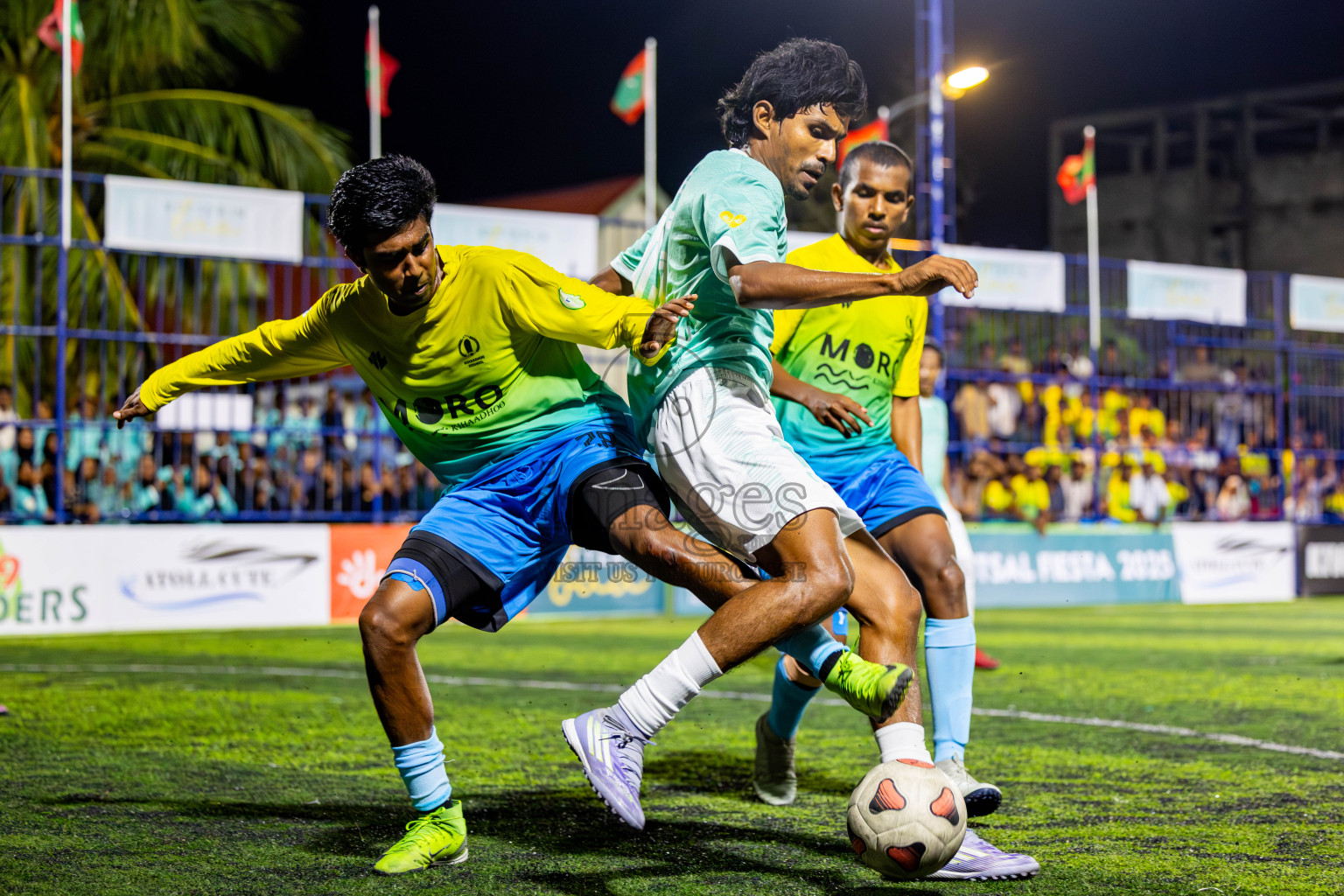 Dhonfan vs Kihaadhoo in Day 6 of Better in Baa Futsal Fiesta 2025 Men's division held in B. Eydhafushi, Maldives on Monday, 10th November 2025. Photos: Nausham Waheed / images.mv