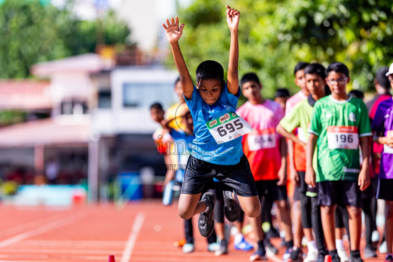 Day 1 of Inter-school Athletics Championship 2025 held in Ekuveni Synthetic Track, Male', Maldives on Monday, 06th October 2025. Photos by: Nausham Waheed / Images.mv