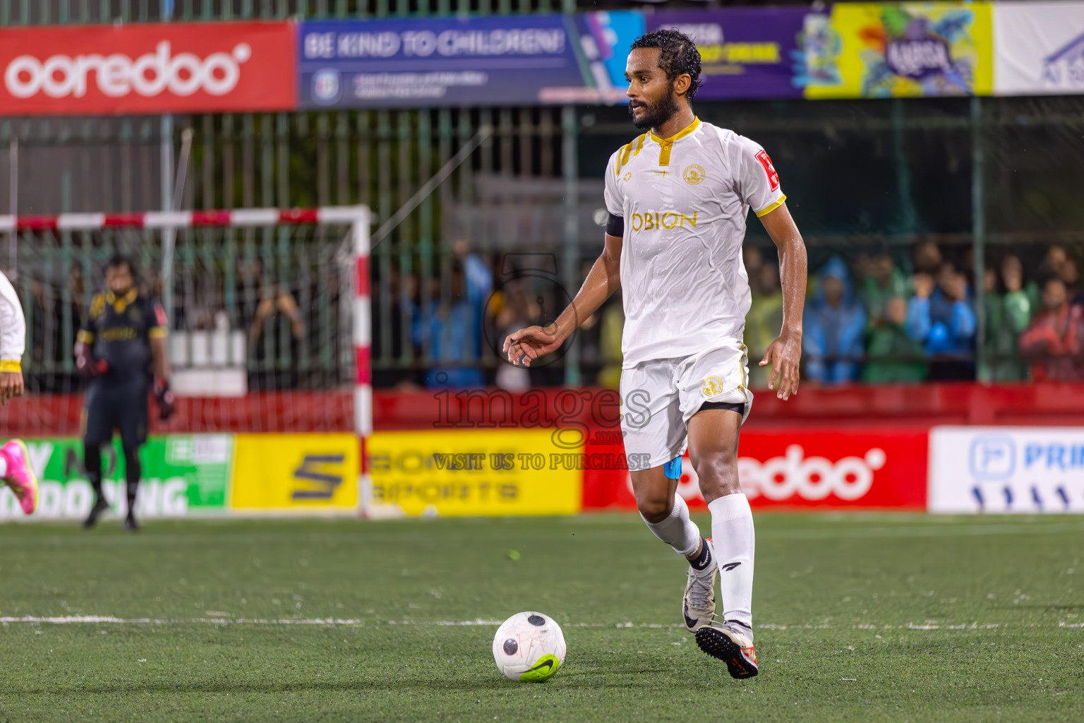 K Gaafaru vs Dhandimgu in Round of 16 on Day 40 of Golden Futsal Challenge 2024 which was held on Tuesday, 27th February 2024, in Hulhumale', Maldives Photos: Ismail Thoriq / images.mv