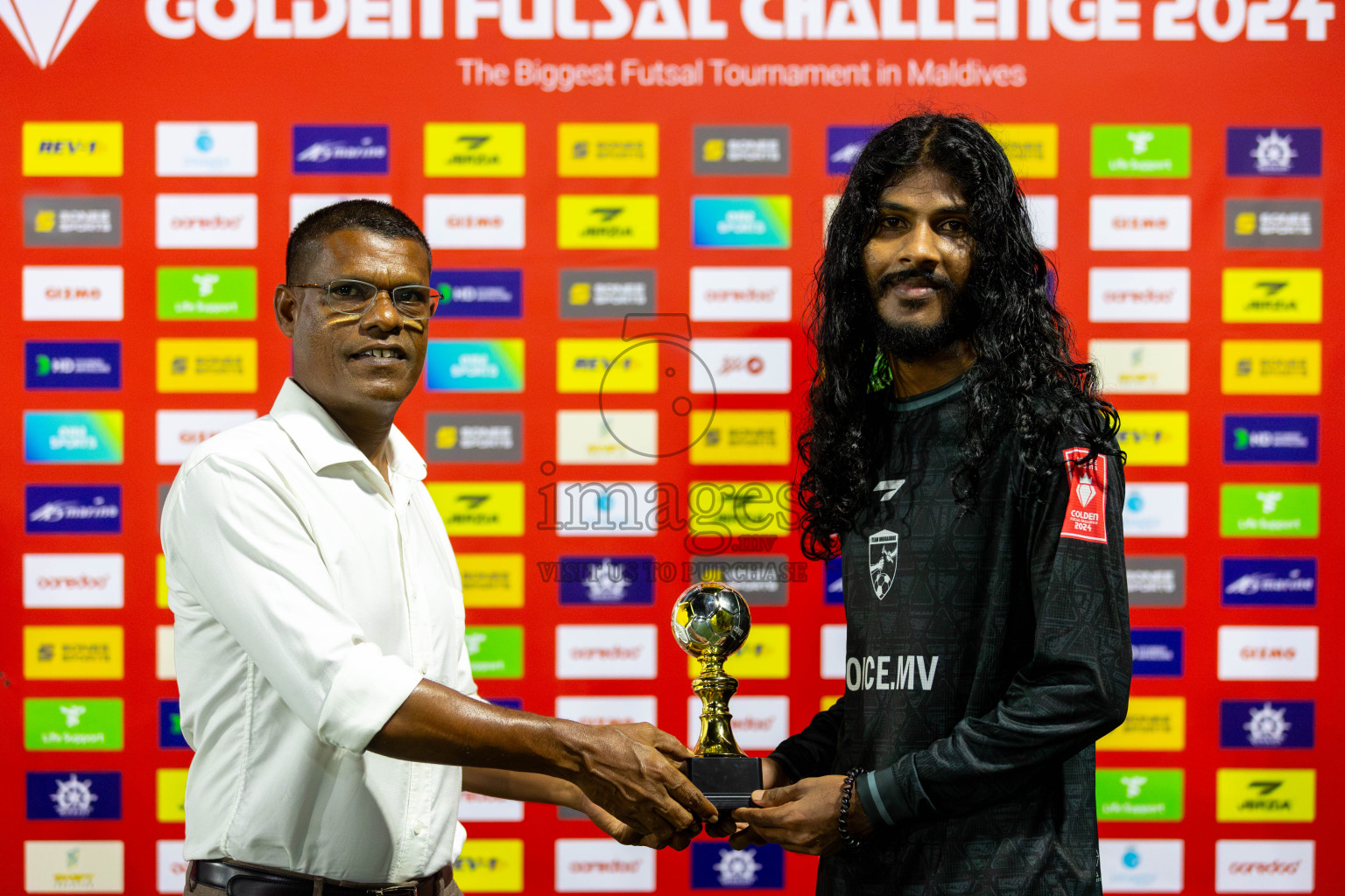 R Inguraidhoo vs R Hulhudhuffaaru in Day 6 of Golden Futsal Challenge 2024 was held on Saturday, 20th January 2024, in Hulhumale', Maldives Photos: Mohamed Mahfooz Moosa / images.mv