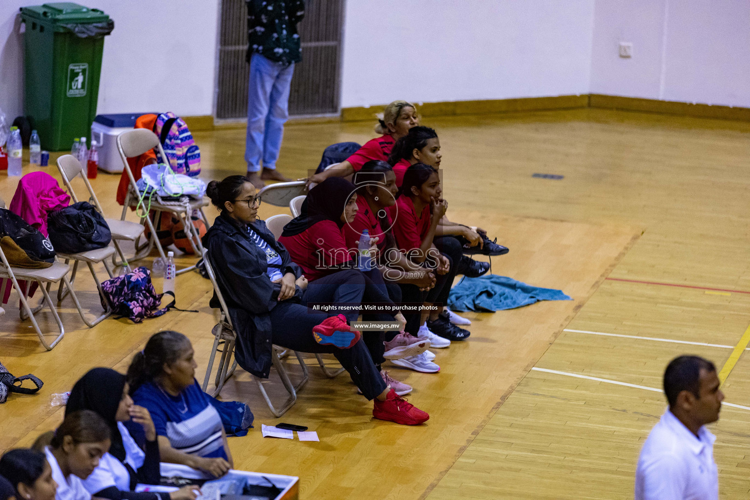 Lorenzo Sports Club vs Vyansa in the Milo National Netball Tournament 2022 on 18 July 2022, held in Social Center, Male', Maldives. Photographer: Shuu, Hassan Simah / Images.mv