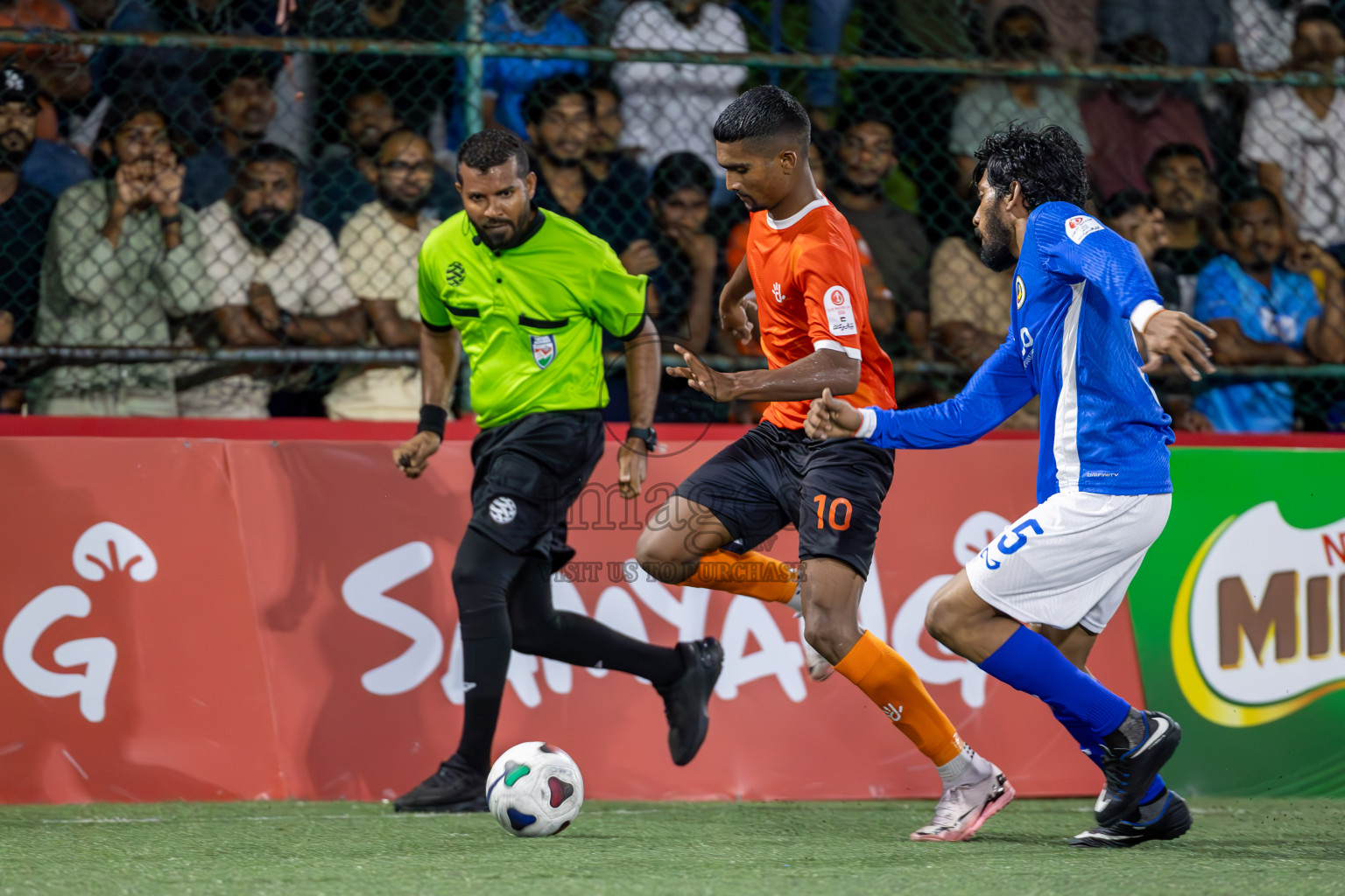 STELCO RC vs Dhiraagu in Club Maldives Cup 2024 held in Rehendi Futsal Ground, Hulhumale', Maldives on Wednesday, 2nd October 2024.
Photos: Ismail Thoriq / images.mv