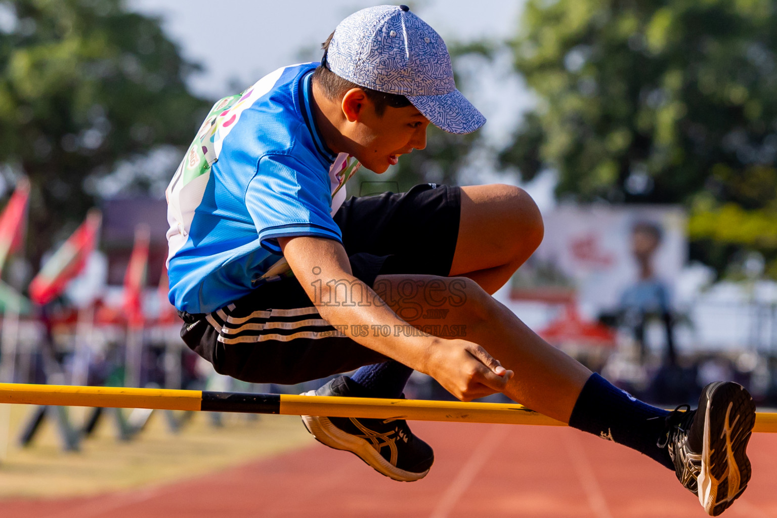 Day 3 of Inter-school Athletics Championship 2025 held in Ekuveni Synthetic Track, Male', Maldives on Wednesday, 08th October 2025. Photos by: Nausham Waheed / Images.mv