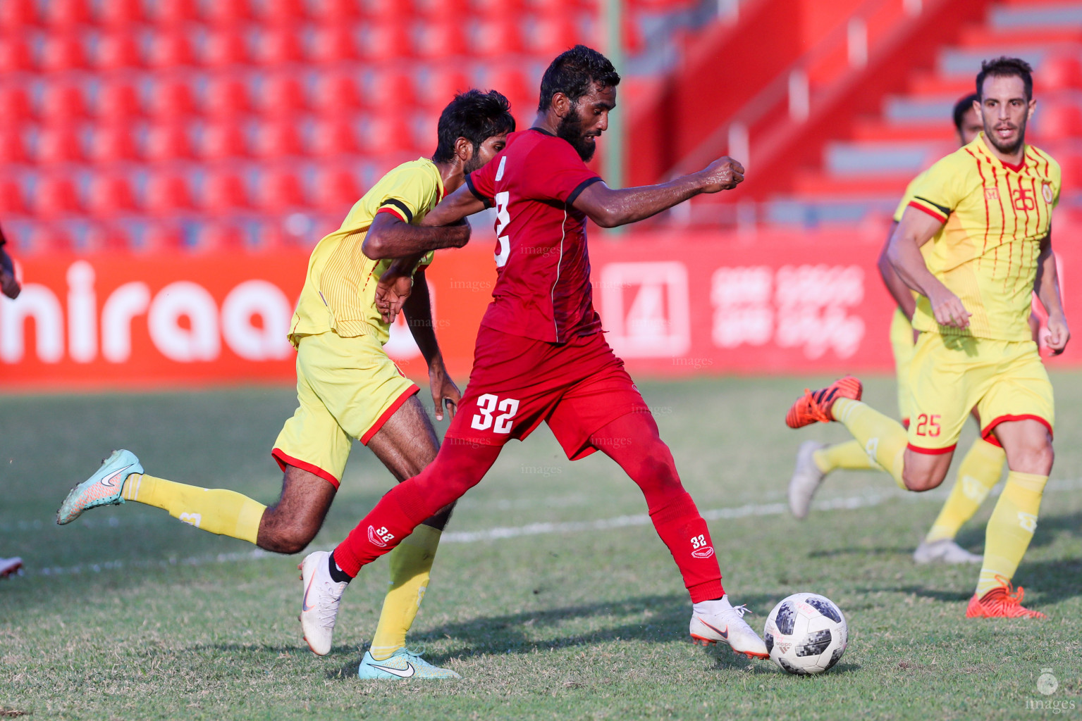 TC Sports Club vs Victory Sports Club in Dhiraagu Dhivehi Premier League 2018 in Male, Maldives, Monday  October 22, 2018. (Images.mv Photo/Suadh Abdul Sattar)