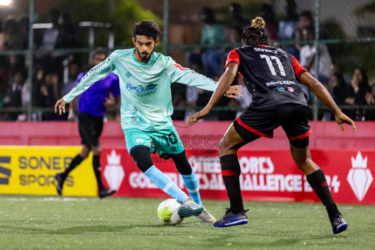 AA. Bodufolhudhoo  VS  AA. Thoddoo in Day 11 of Golden Futsal Challenge 2024 was held on Thursday, 25th January 2024, in Hulhumale', Maldives
Photos: Nausham Waheed / images.mv