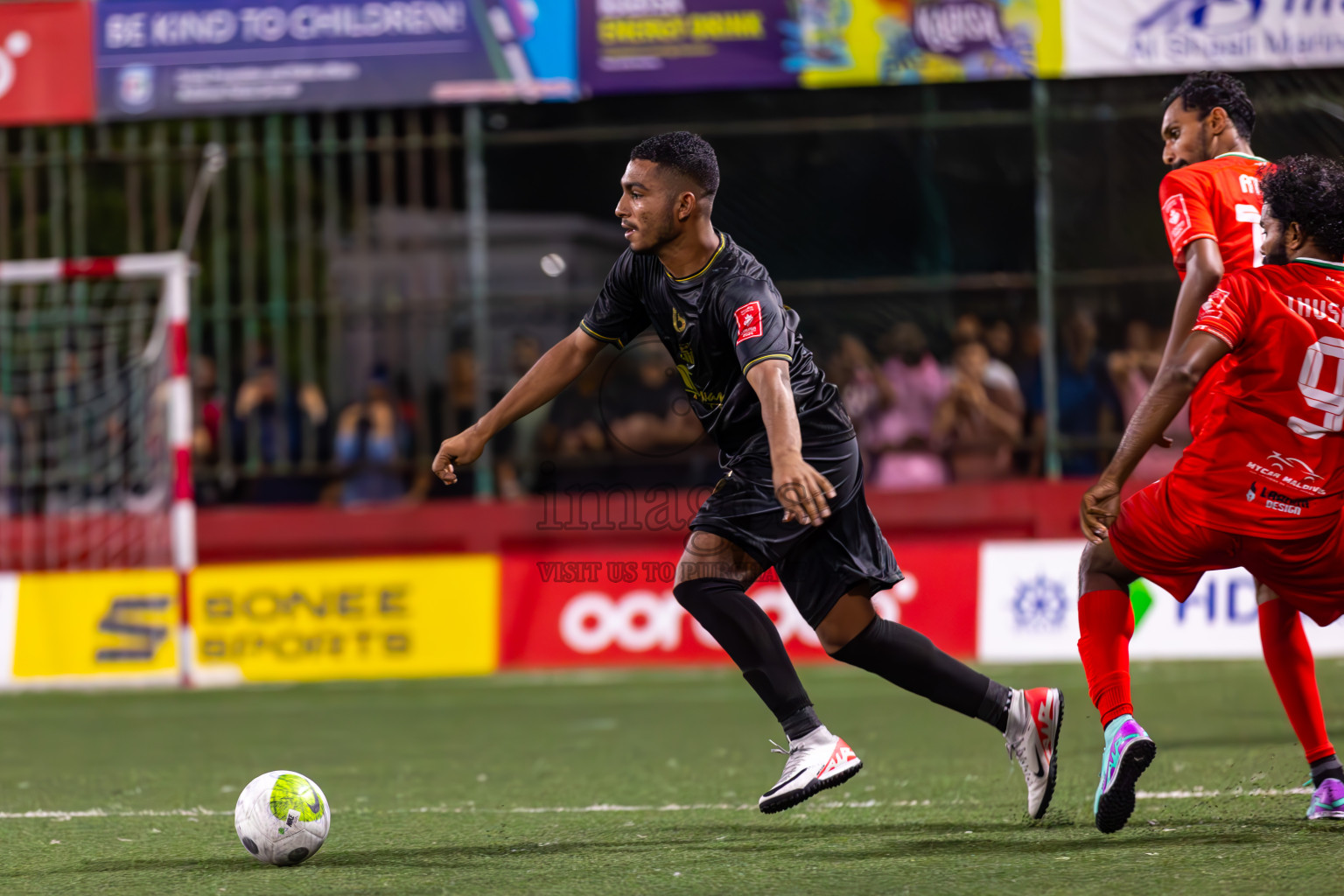 HA Kelaa vs HA Utheemu in Day 9 of Golden Futsal Challenge 2024 was held on Tuesday, 23rd January 2024, in Hulhumale', Maldives
Photos: Ismail Thoriq / images.mv