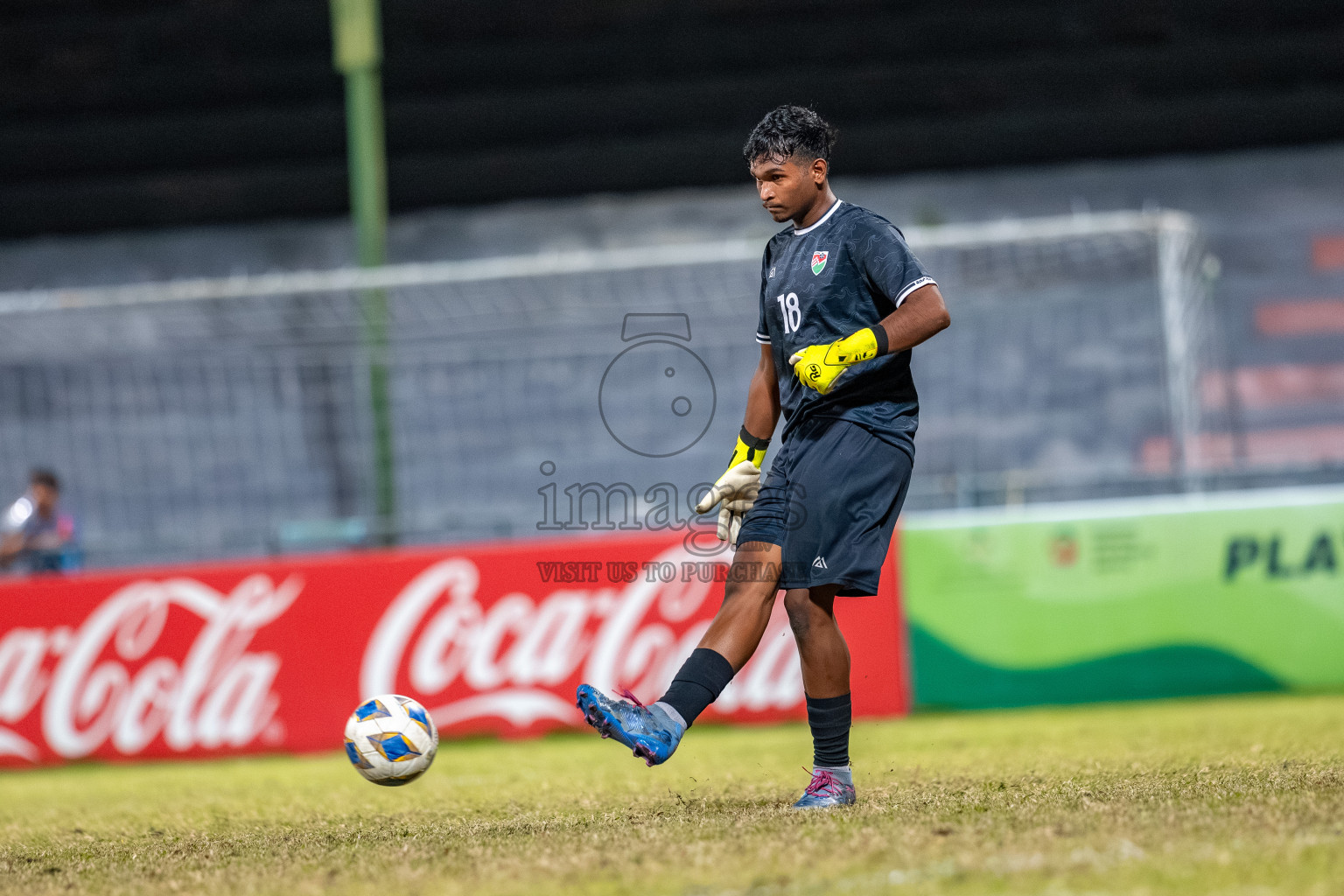 Maldives vs Palestine in the second under 17 friendly held in National Football Stadium, Male', Maldives on Saturday, 15 November 2025. 
Photos: Mohamed Mahfooz Moosa / Images.mv