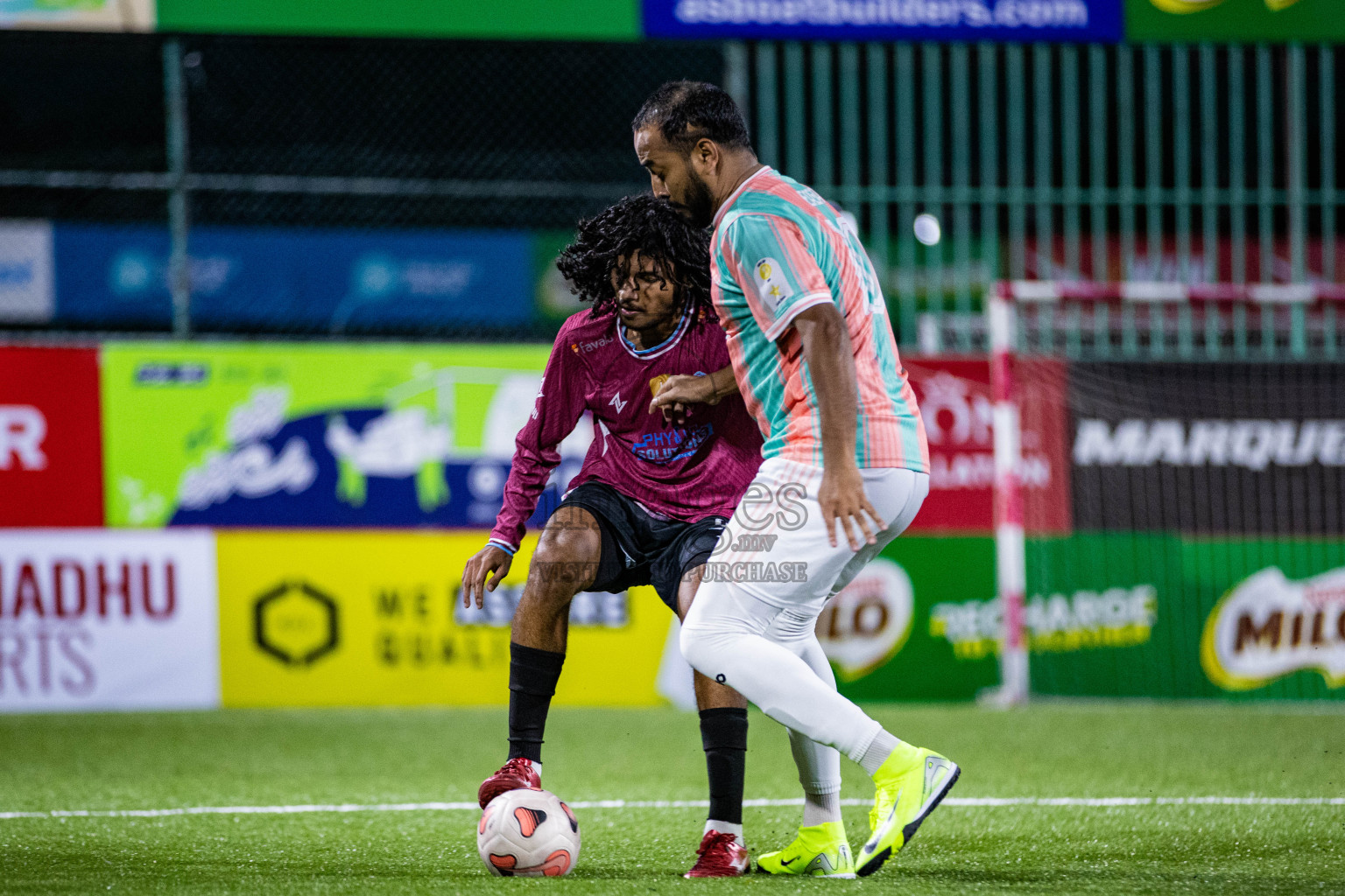 Kulhivaru Vuzara Club vs Joali Maldives in Kings Cup of Club Maldives Cup 2025 held in Rehendi Futsal Ground, Hulhumale', Maldives on Wednesday, 3rd September 2025. Photos: Areef, Yasna / images.mv