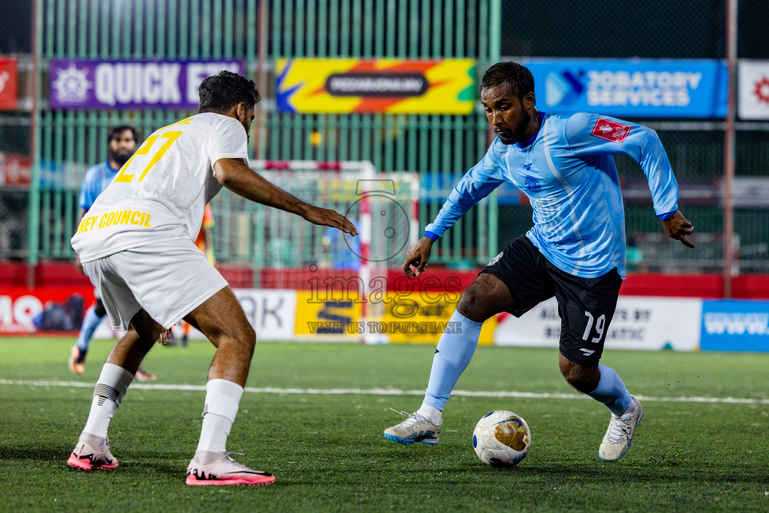 Hdh Neykurendhoo VS Hdh Finey in Day 9 of Golden Futsal Challenge 2025 was held on Monday, 13th January 2025, in Hulhumale', Maldives Photos: Nausham Waheed , Ismail Thoriq / images.mv