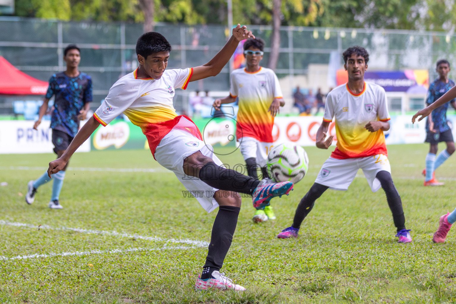 Club Eagles vs Super United Sports (U14) in Day 4 of Dhivehi Youth League 2024 held at Henveiru Stadium on Thursday, 28th November 2024. Photos: Shuu Abdul Sattar/ Images.mv