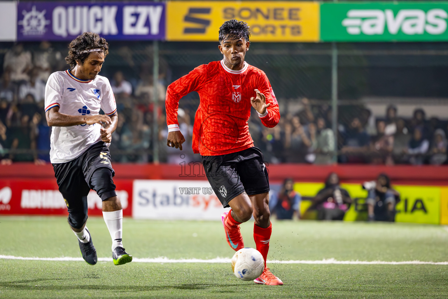 Dh Maaenboodhoo vs Dh Kudahuvadhoo in Dhaalu Atoll Finals in Day 25 of Golden Futsal Challenge 2025 was held on Wednesday , 28th January 2025, in Hulhumale', Maldives. Photos: Ismail Thoriq / images.mv