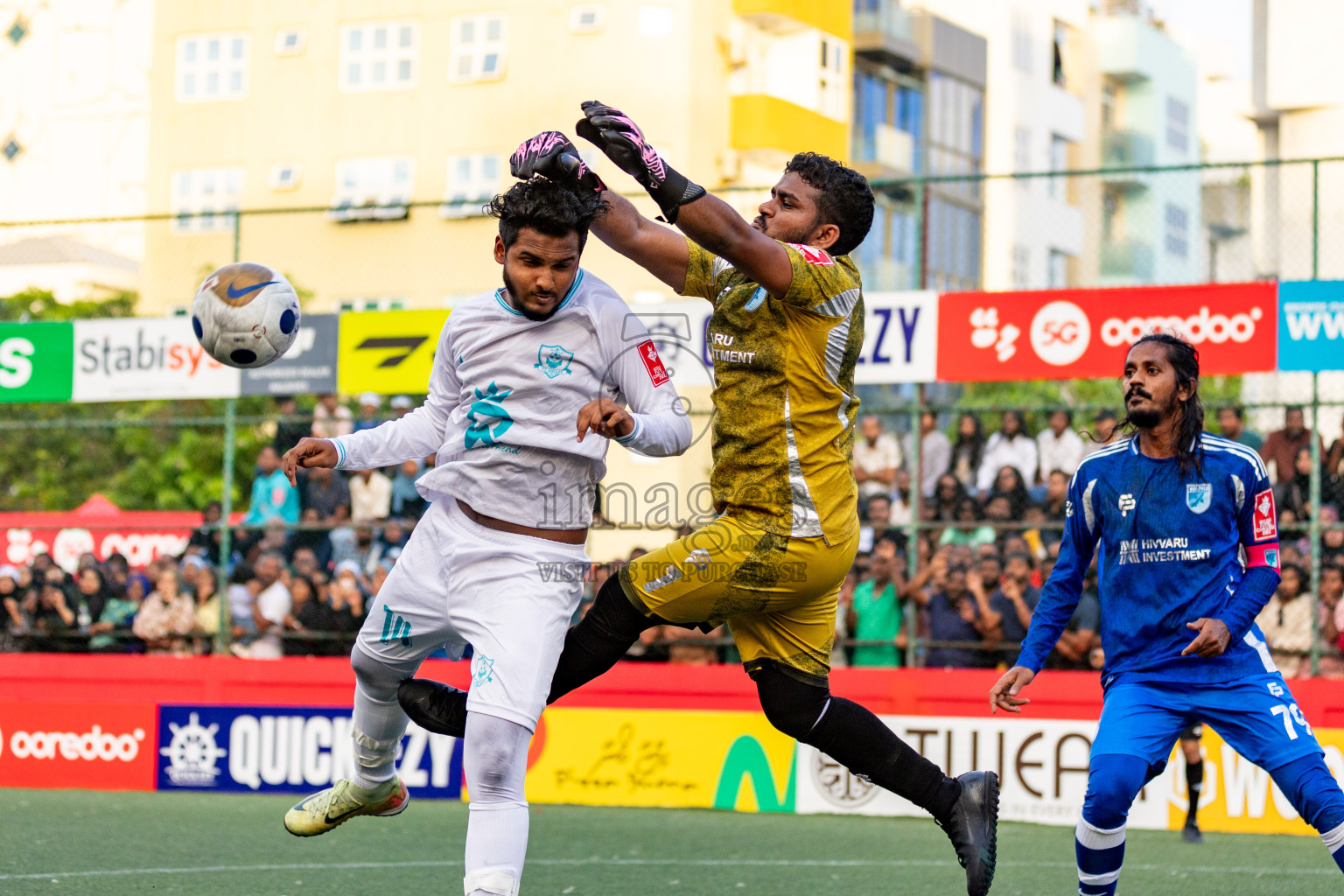 AA. Mathiveri VS AA. Thoddoo in Atoll Round Final on Day 20 of Golden Futsal Challenge 2025 was held on Friday, 24 January 2025, in Hulhumale', Maldives. 
Photos: Hassan Simah / images.mv