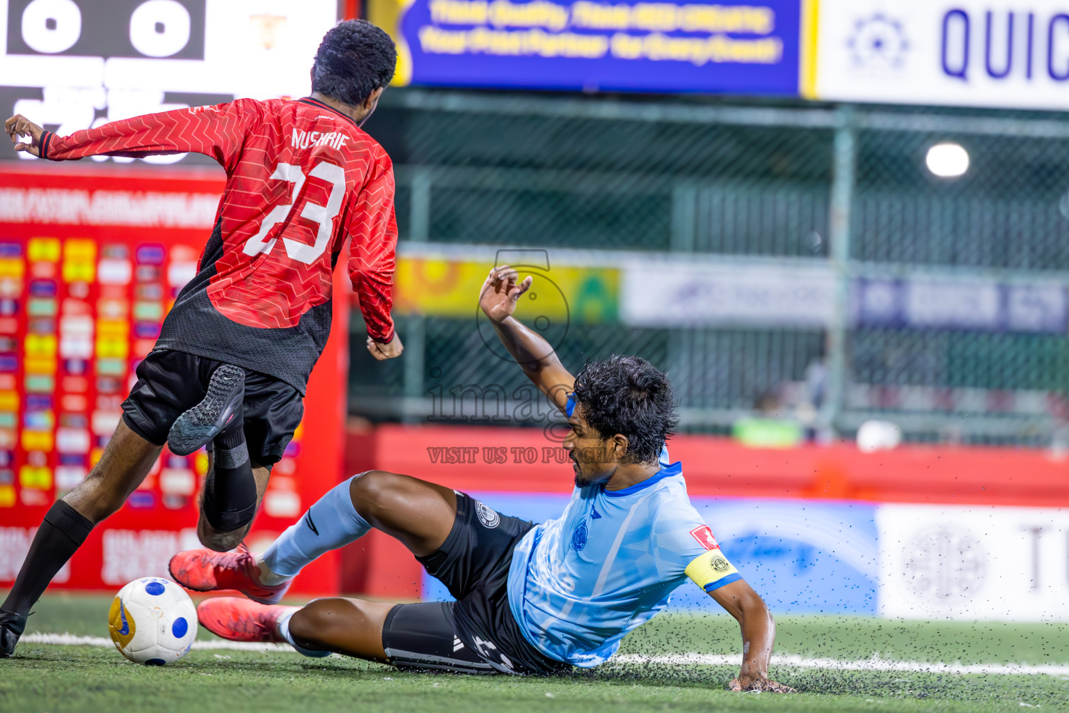 HDh Neykurendhoo vs HDh Kumundhoo in Haa Dhaalu Atoll Semi Final on Day 23 of Golden Futsal Challenge 2025 was held on Monday , 27th January 2025, in Hulhumale', Maldives.
Photos: Ismail Thoriq / images.mv
