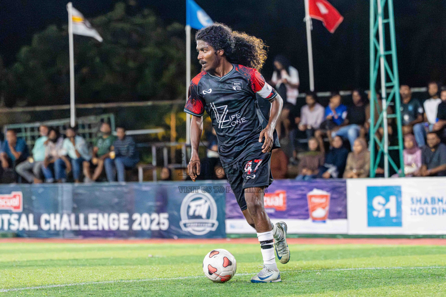 Lecrose VS BGSC in Day 4 - Fonadhoo Youth Futsal Challenge 2025 held in Fonadhoo Futsal Stadium, L. Fonadhoo, Maldives on Wednesday, 29th October 2025 Photos: Arif Rasheed / images.mv
