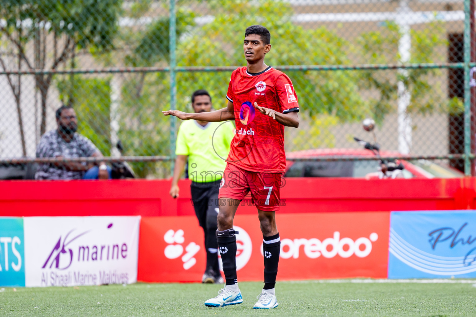 GDh Madaveli vs GDh Faresmaathodaa in Day 12 of Golden Futsal Challenge 2025 was held on Thursday, 16th January 2025, in Hulhumale', Maldives Photos: Nausham Waheed  / images.mv