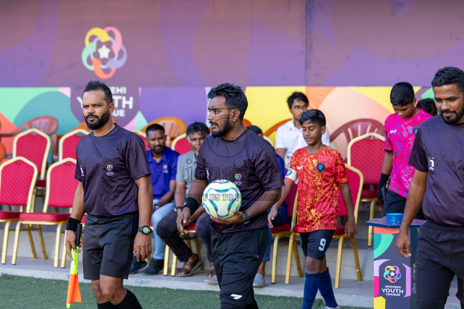 Club Valencia vs Super United Sports (U12) in Day 9 of Dhivehi Youth League 2024 held at Henveiru Stadium on Saturday, 14th December 2024. Photos: Mohamed Mahfooz Moosa / Images.mv