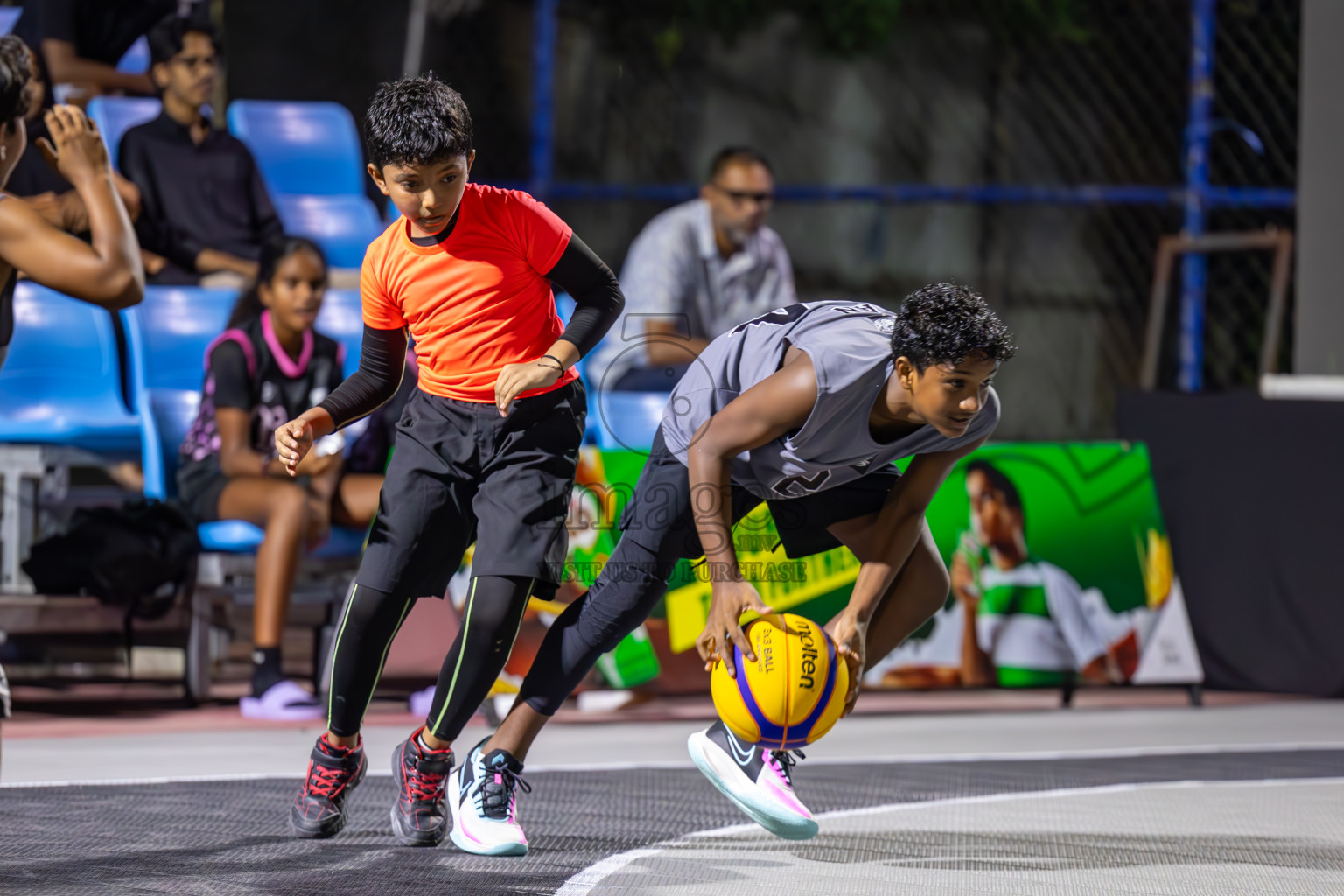 Day 1 of MILO Ramadan 3x3 Challenge 2024 was held in Ekuveni Outdoor Basketball Court at Male', Maldives on Tuesday, 12th March 2024. 
Photos: Ismail Thoriq / images.mv