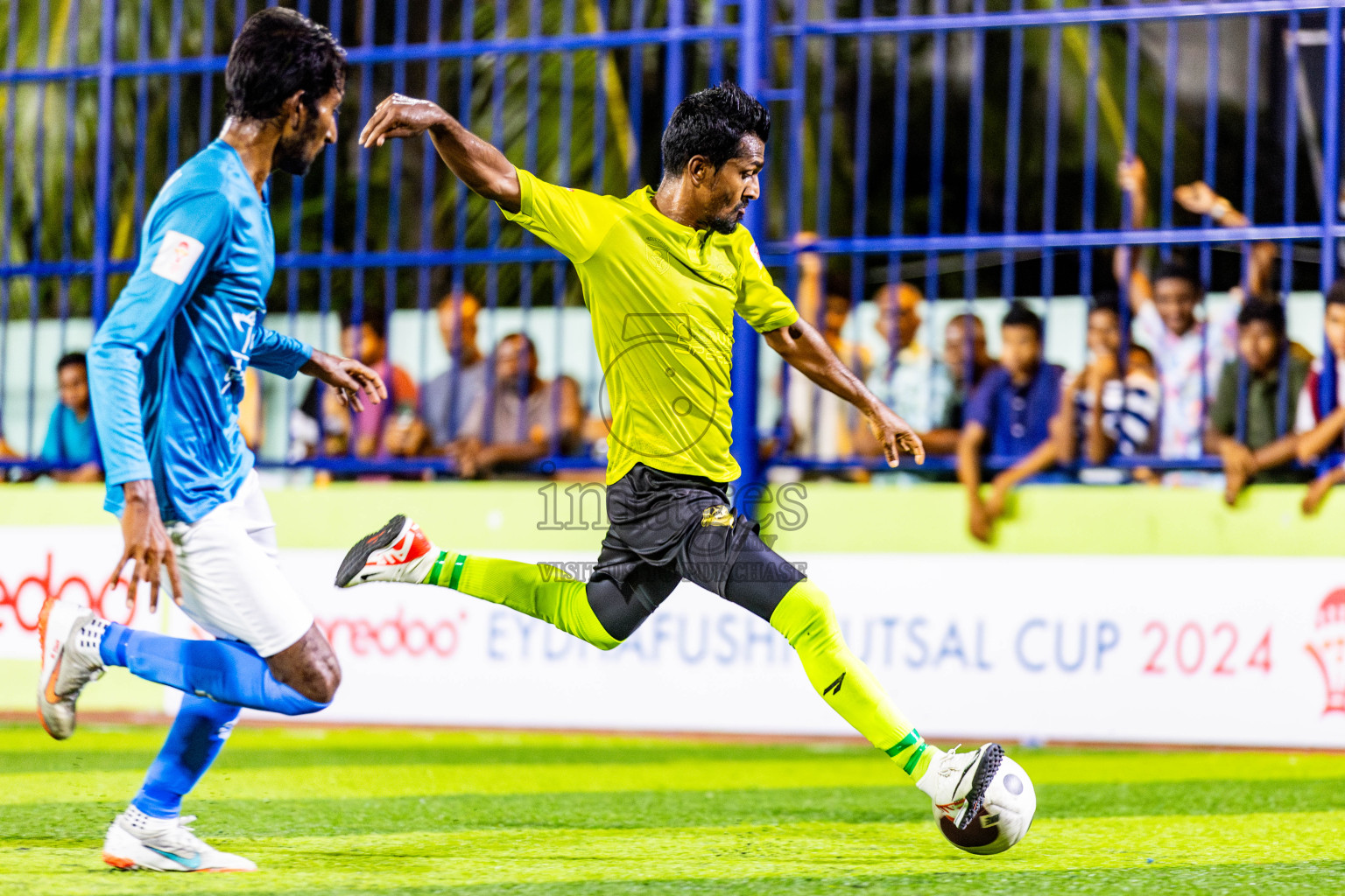 FC Marlins vs Afro SC in Day 5 of Eydhafushi Futsal Cup 2024 was held on Friday, 12th April 2024, in B Eydhafushi, Maldives Photos: Nausham Waheed / images.mv