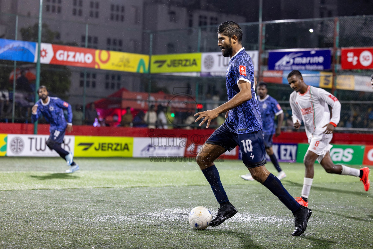L. Isdhoo VS L. Mundoo in Day 18 of Golden Futsal Challenge 2025 was held on Wednesday, 22nd January 2025, in Hulhumale', Maldives. Photos: Nausham Waheed / images.mv