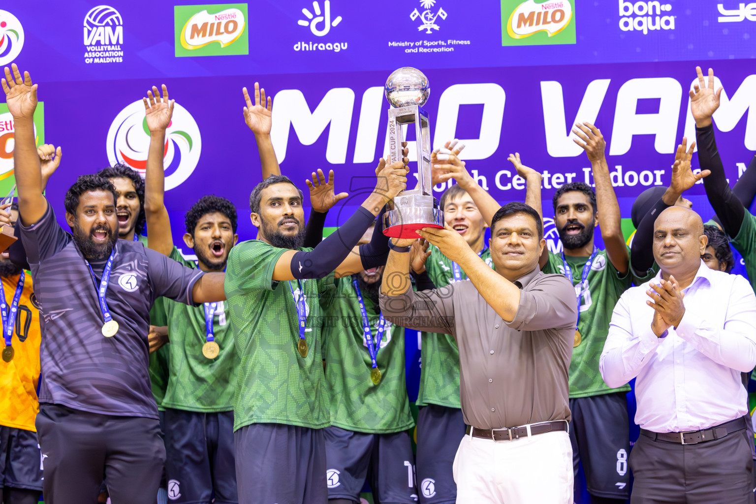 Final of MILO VAM Cup 2024 (Men's Division) was held in Social Center Indoor Hall on Monday, 4th November 2024. 
Photos: Ismail Thoriq / images.mv