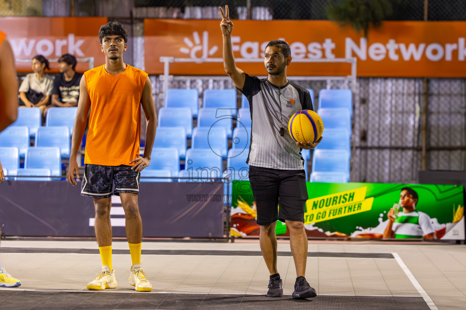 Day 2 of MILO Ramadan 3x3 Challenge 2024 was held in Ekuveni Outdoor Basketball Court at Male', Maldives on Wednesday, 13th March 2024.
Photos: Ismail Thoriq / images.mv