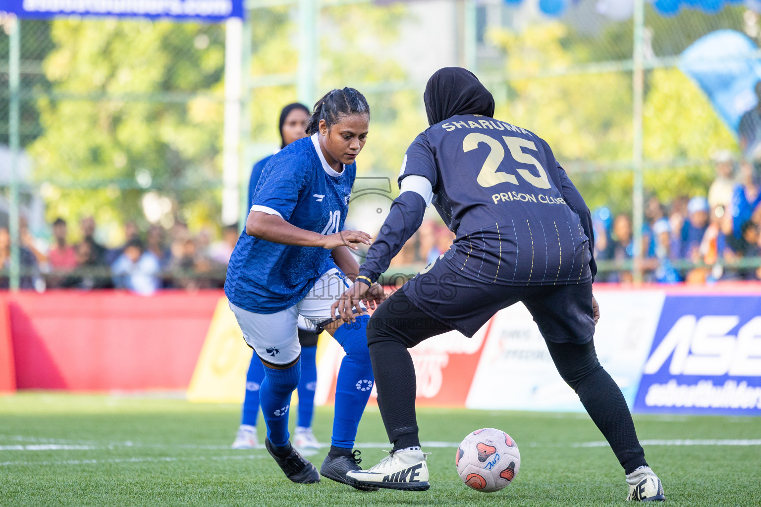 Prison Club vs Team MACL in Eighteen Thirty Classic of Club Maldives 2025 was held in Rehendhi Futsal Ground, Hulhumale', Maldives on Tuesday, 16th September 2025. Photos: Mohamed Mahfooz Moosa / images.mv